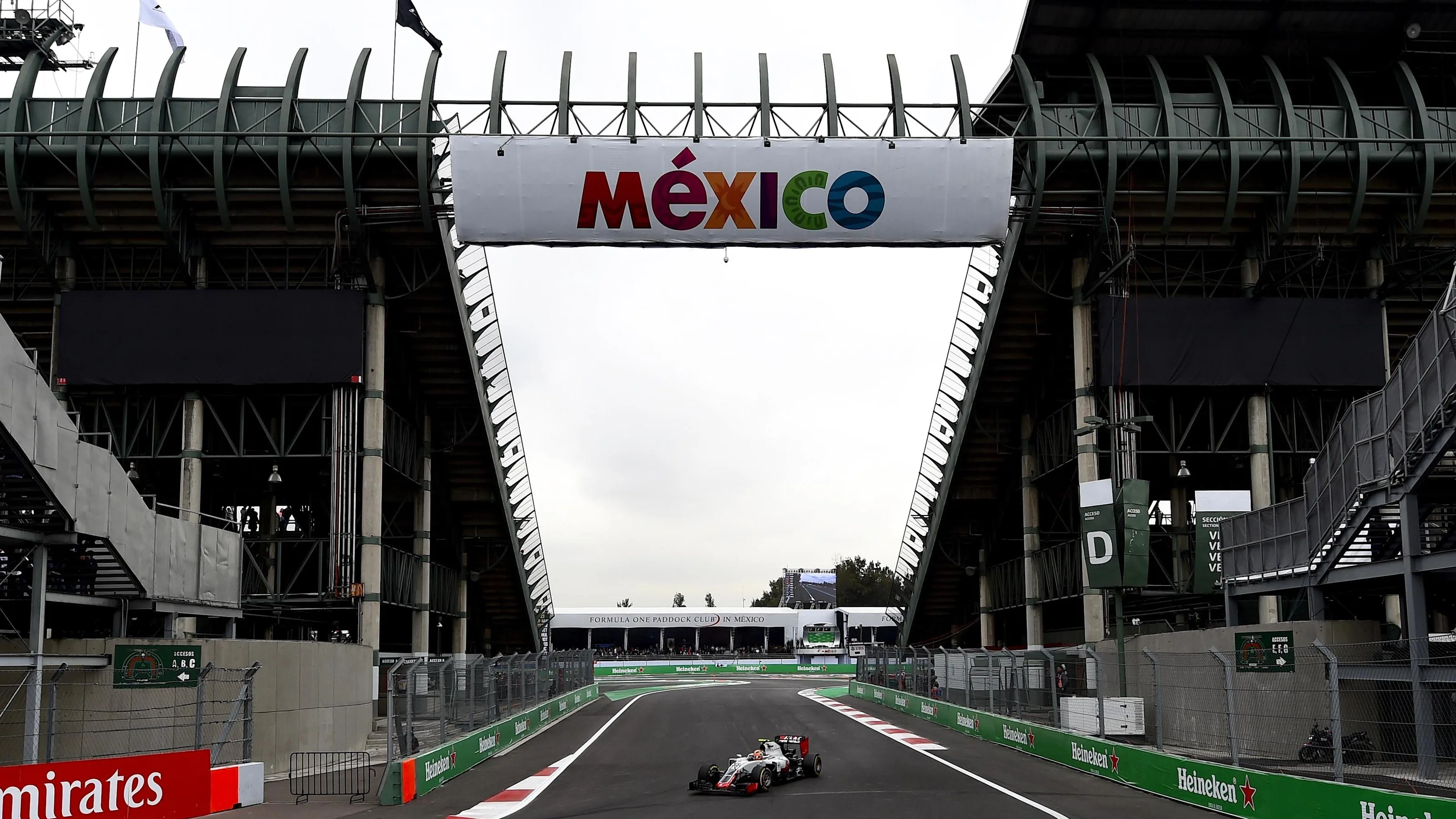 Esteban Gutierrez (MEX) Haas VF-16 at Formula One World Championship, Rd19, Mexican Grand Prix,