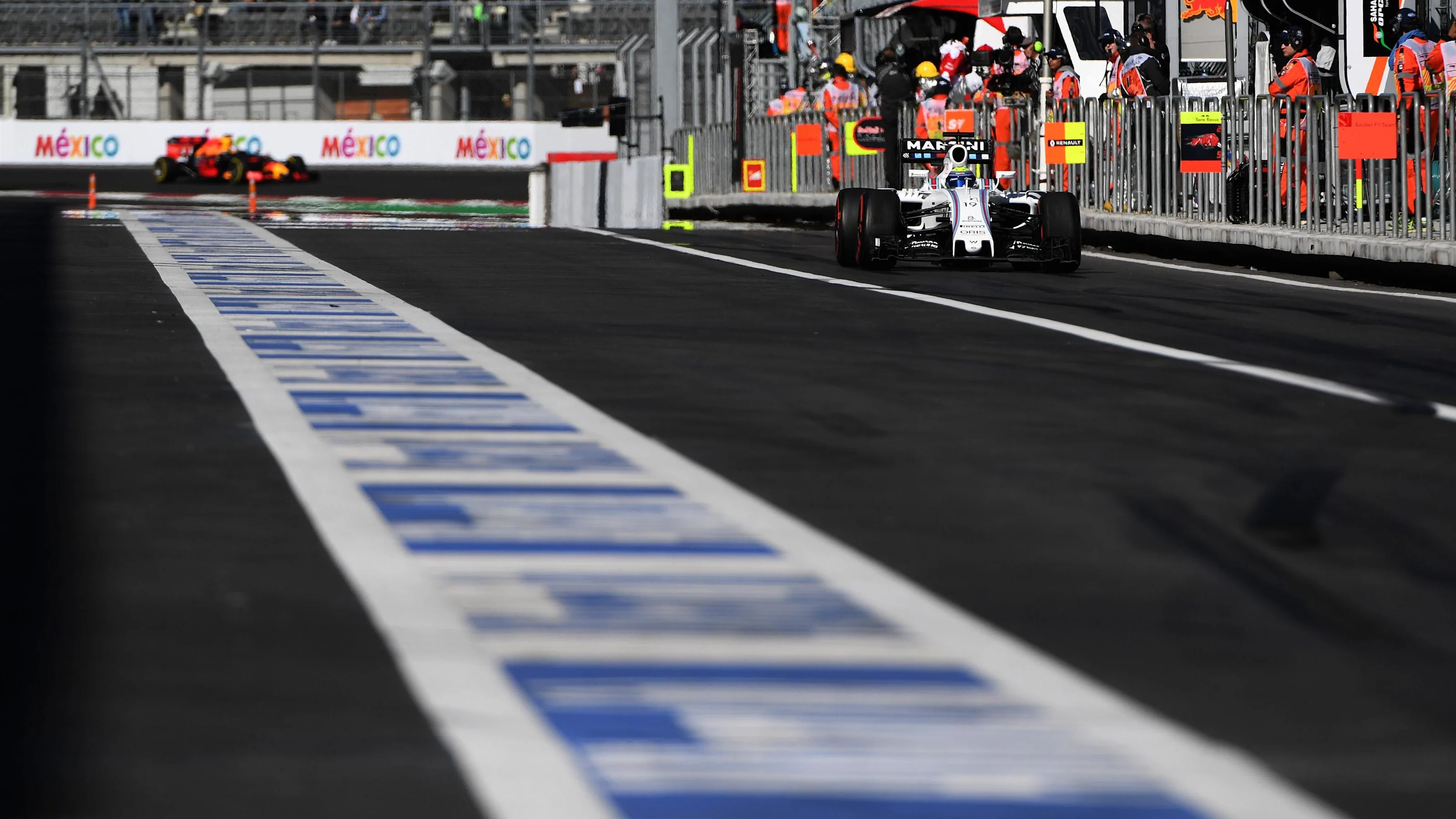 Felipe Massa (BRA) Williams FW38 at Formula One World Championship, Rd19, Mexican Grand Prix,