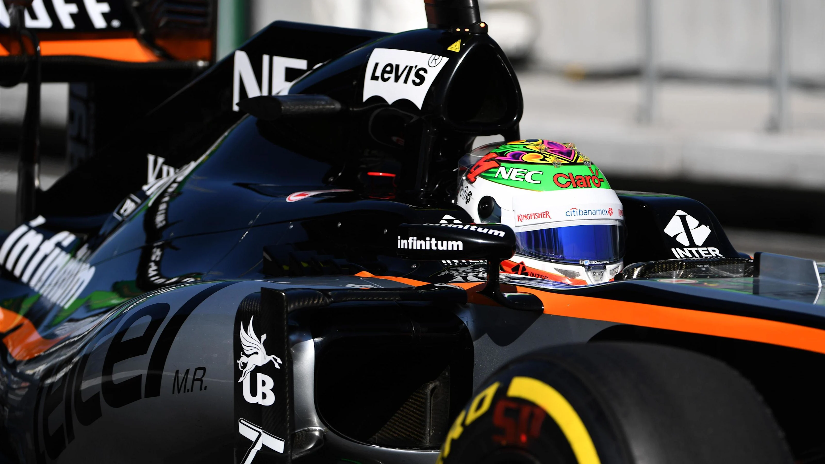 Sergio Perez (MEX) Force India VJM09 at Formula One World Championship, Rd19, Mexican Grand Prix,