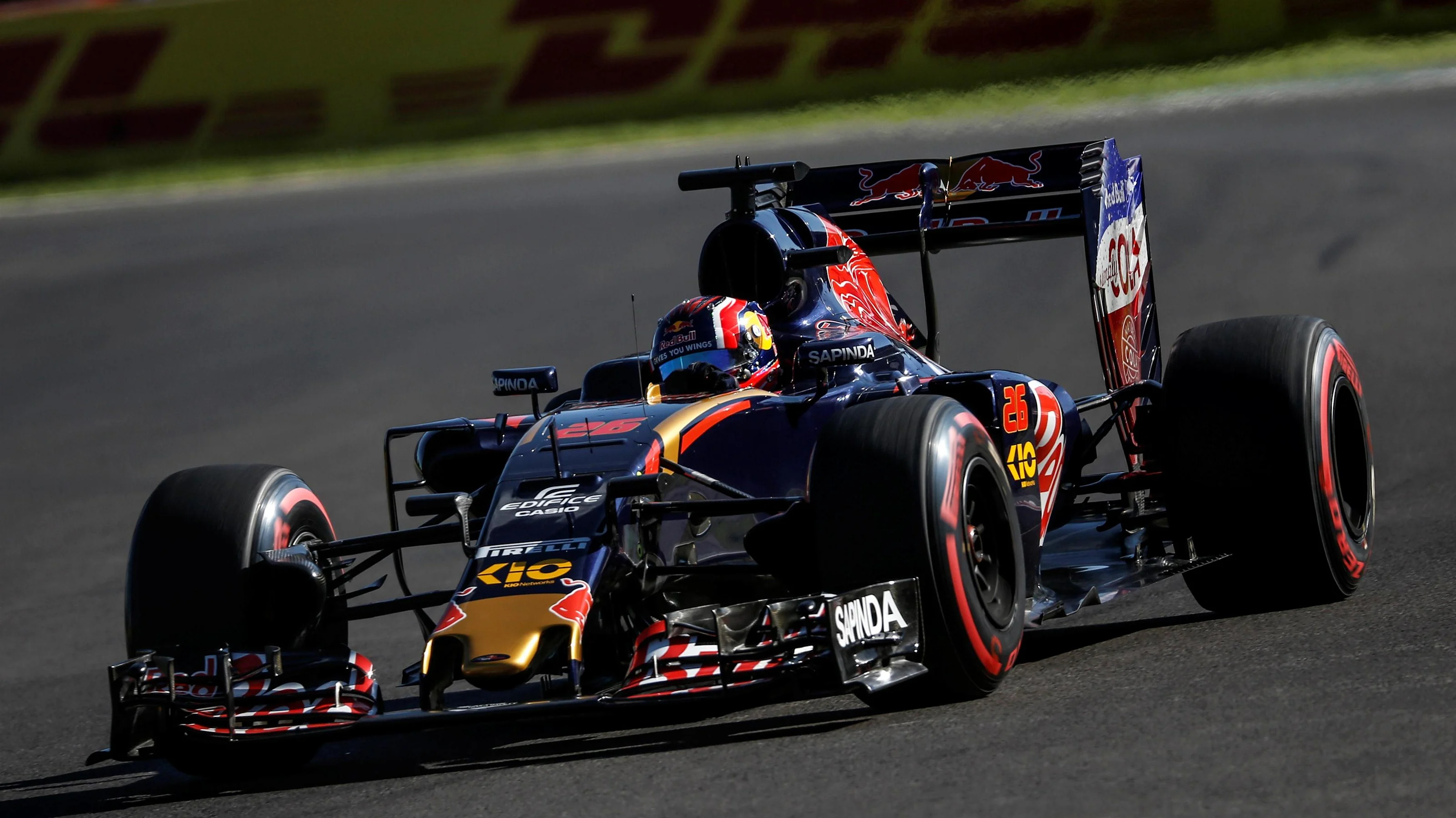 Daniil Kvyat (RUS) Scuderia Toro Rosso STR11 at Formula One World Championship, Rd19, Mexican Grand