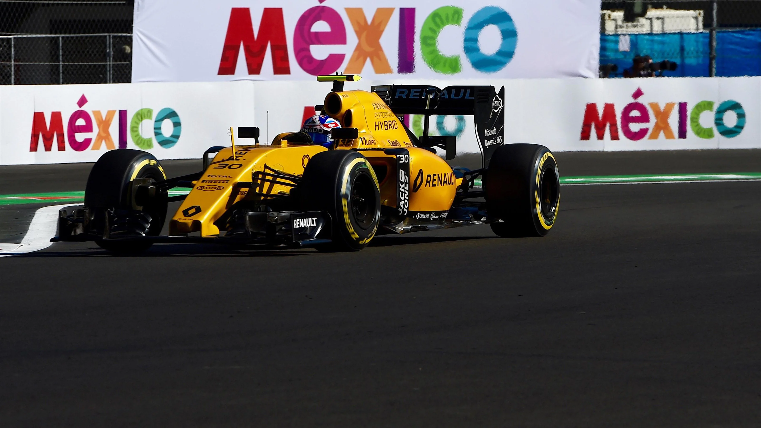 Jolyon Palmer (GBR) Renault Sport F1 Team RS16 at Formula One World Championship, Rd19, Mexican