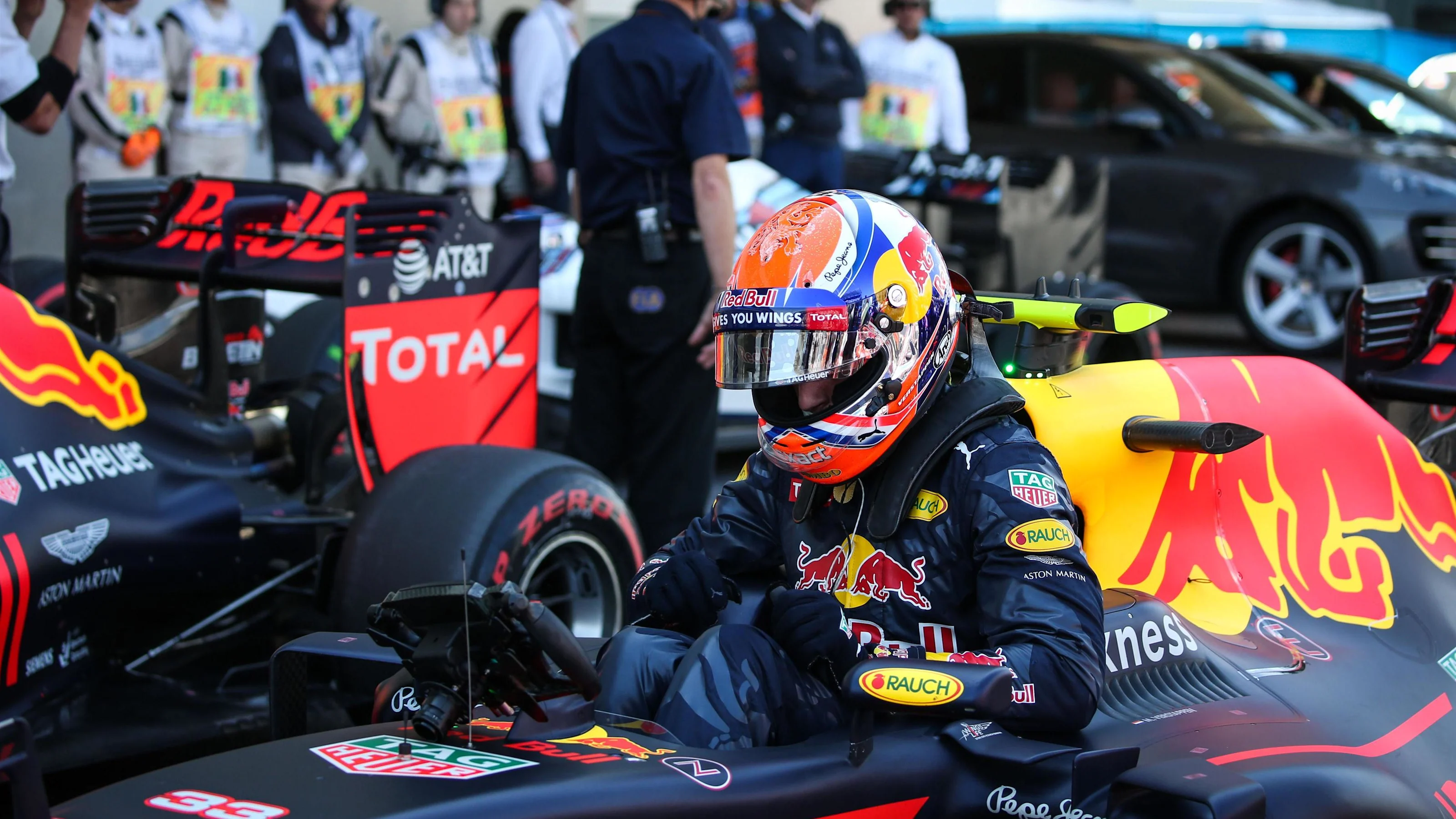 Max Verstappen (NED) Red Bull Racing RB12 in parc ferme at Formula One World Championship, Rd19,