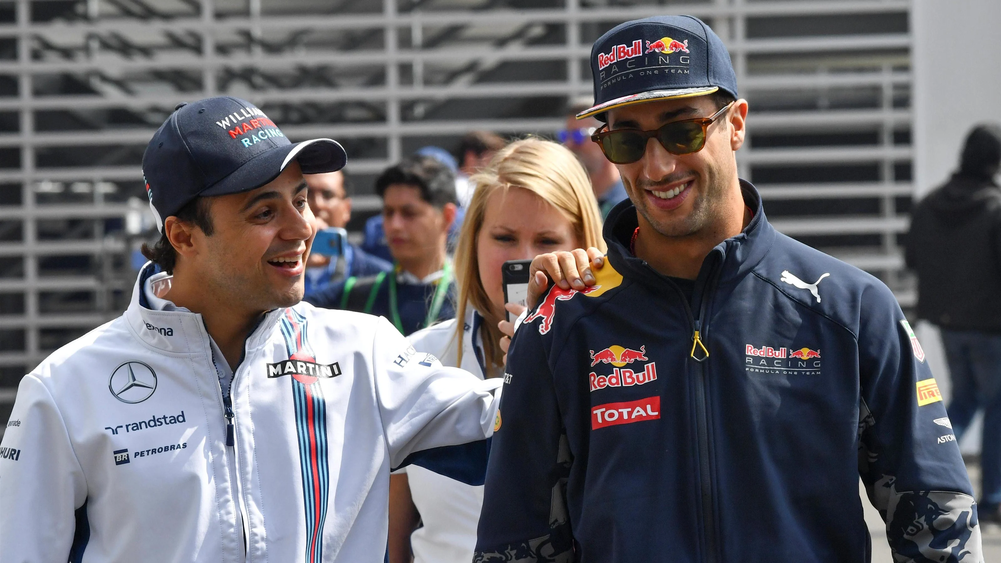 Felipe Massa (BRA) Williams and Daniel Ricciardo (AUS) Red Bull Racing on the drivers parade at