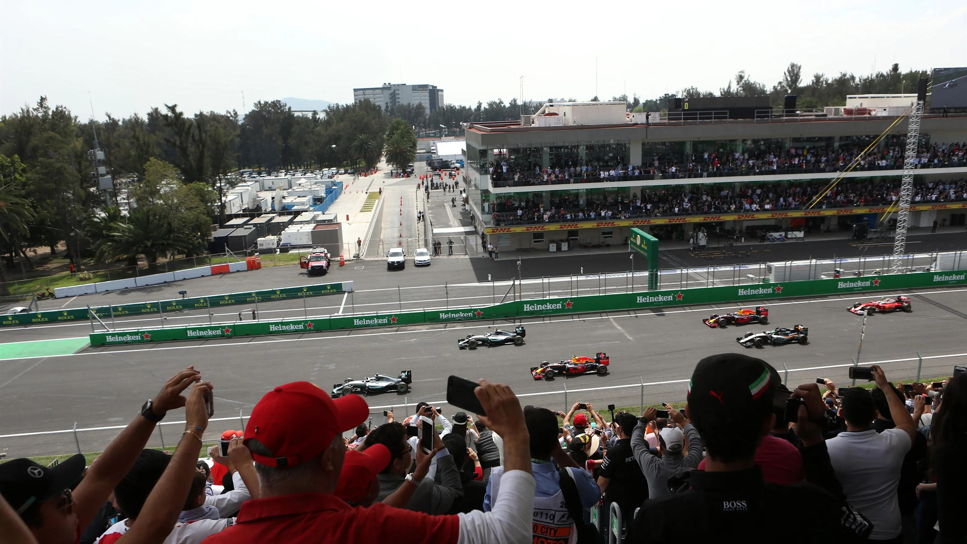 Lewis Hamilton (GBR) Mercedes-Benz F1 W07 Hybrid leads at the start of the race at Formula One