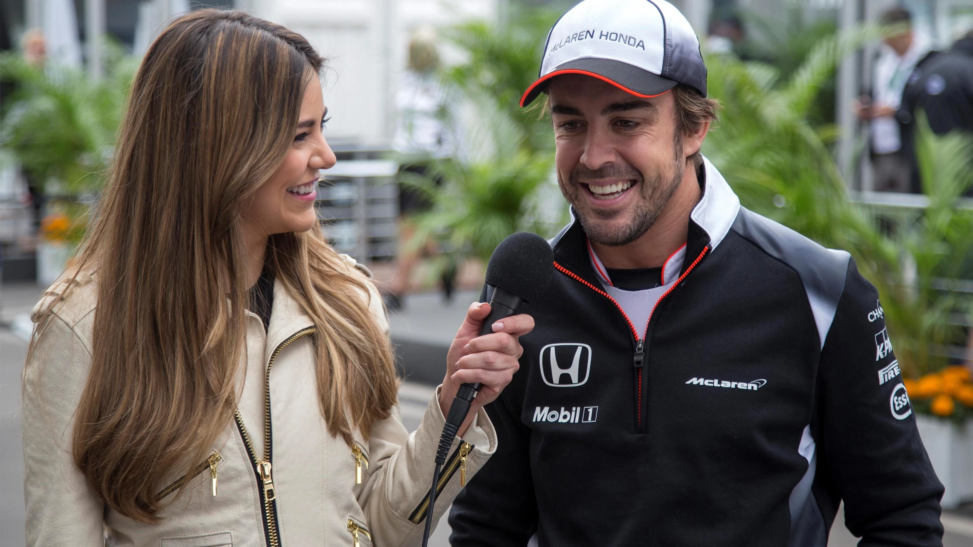 Fernando Alonso (ESP) McLaren at Formula One World Championship, Rd19, Mexican Grand Prix,