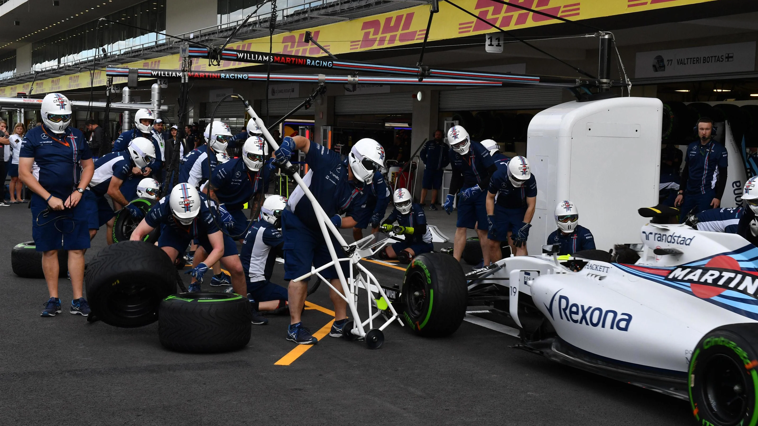 Williams pit stop practicce at Formula One World Championship, Rd19, Mexican Grand Prix,