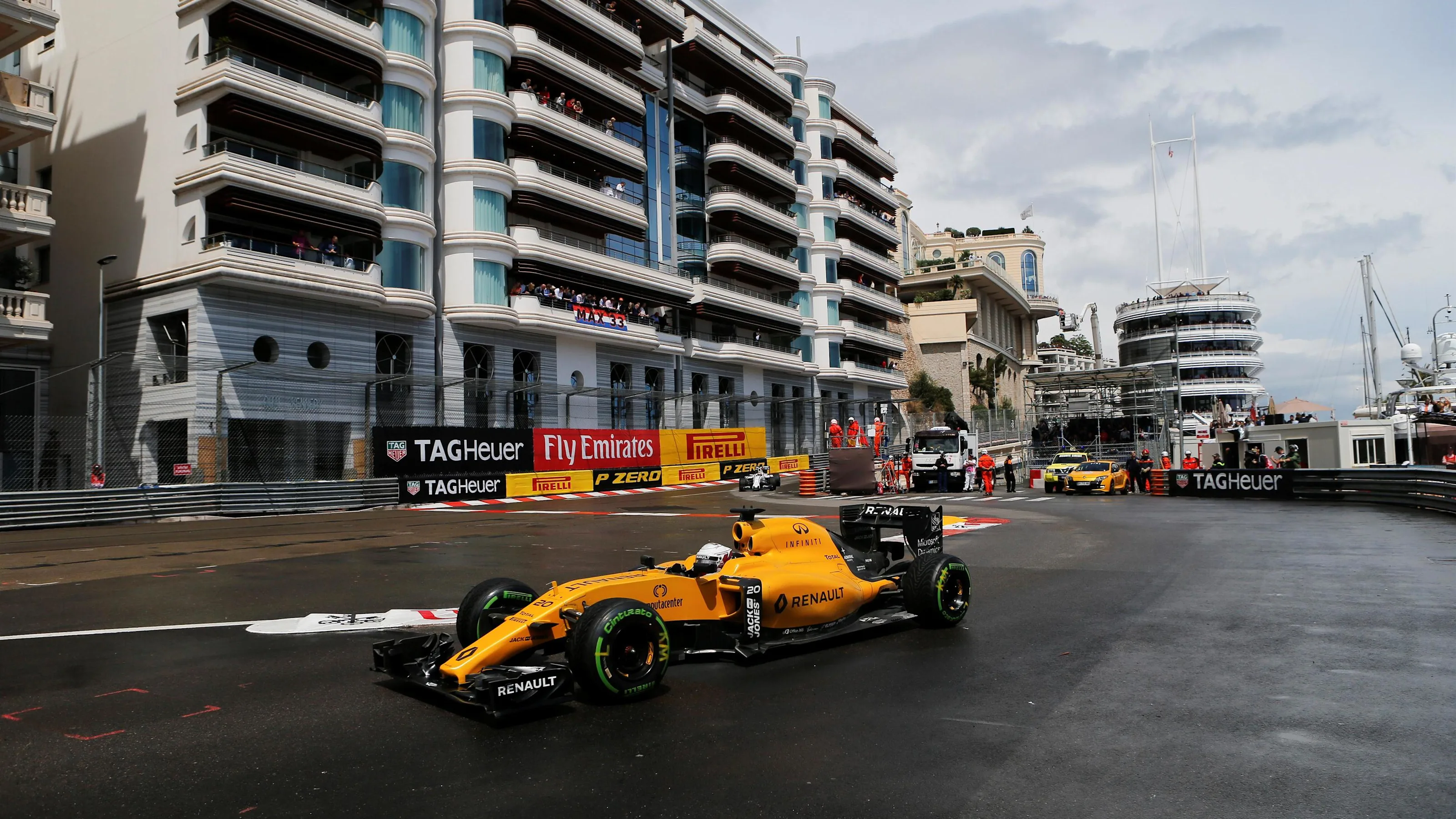 Kevin Magnussen (DEN) Renault Sport F1 Team RS16 at Formula One World Championship, Rd6, Monaco