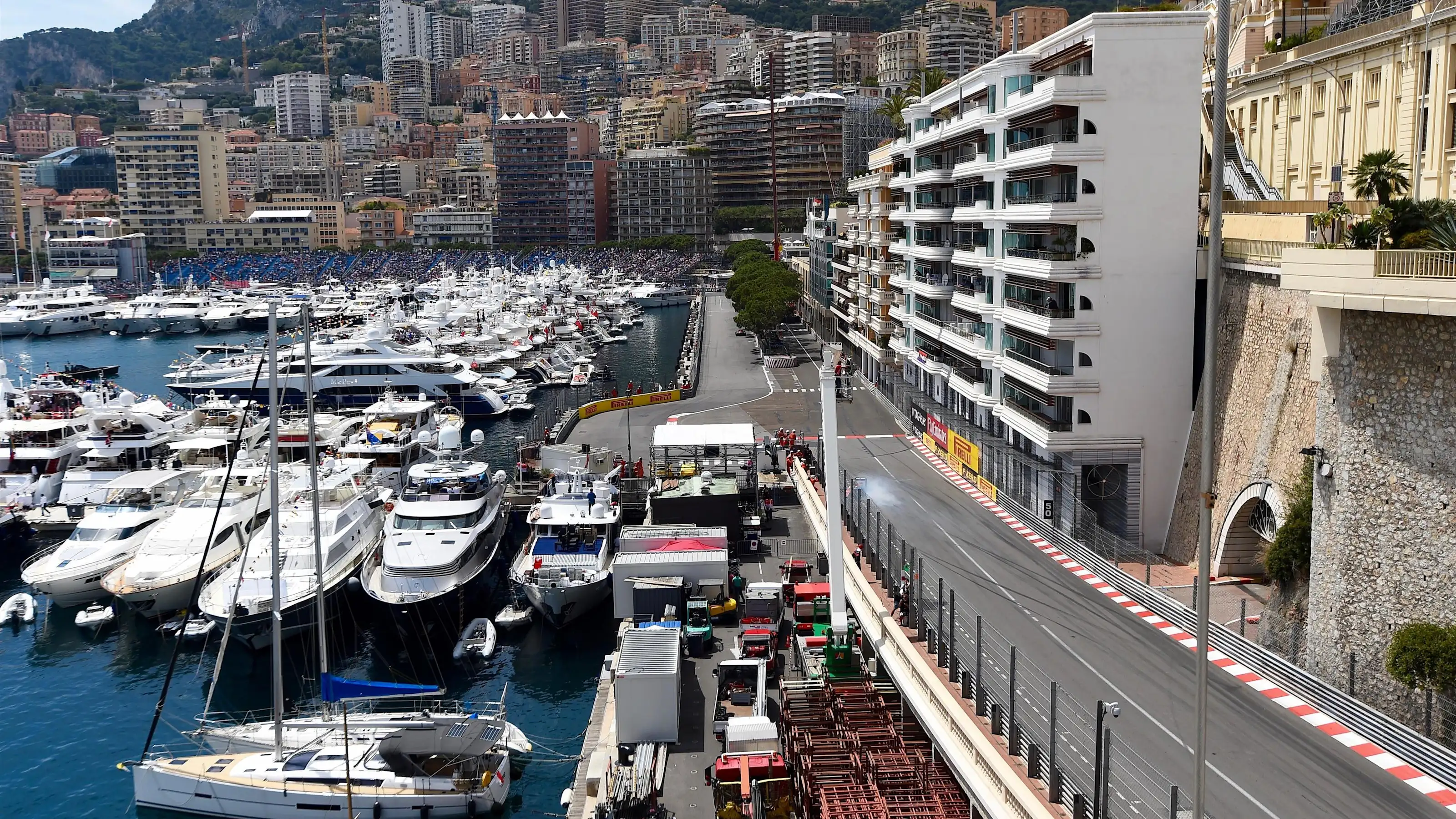 Rio Haryanto (IDN) Manor Racing MRT05 crashes at Formula One World Championship, Rd6, Monaco Grand