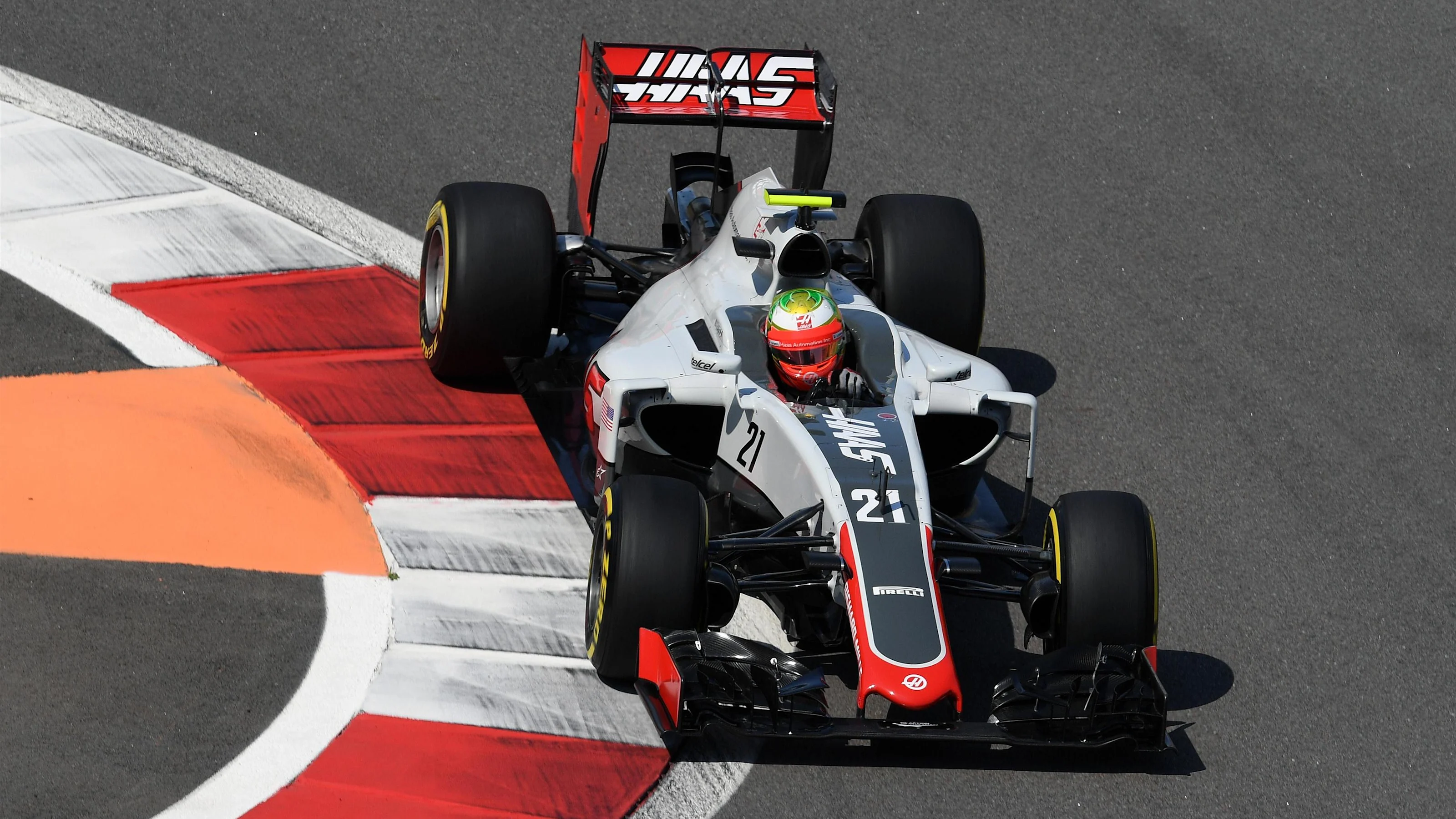 Esteban Gutierrez (MEX) Haas VF-16 at Formula One World Championship, Rd4, Russian Grand Prix,