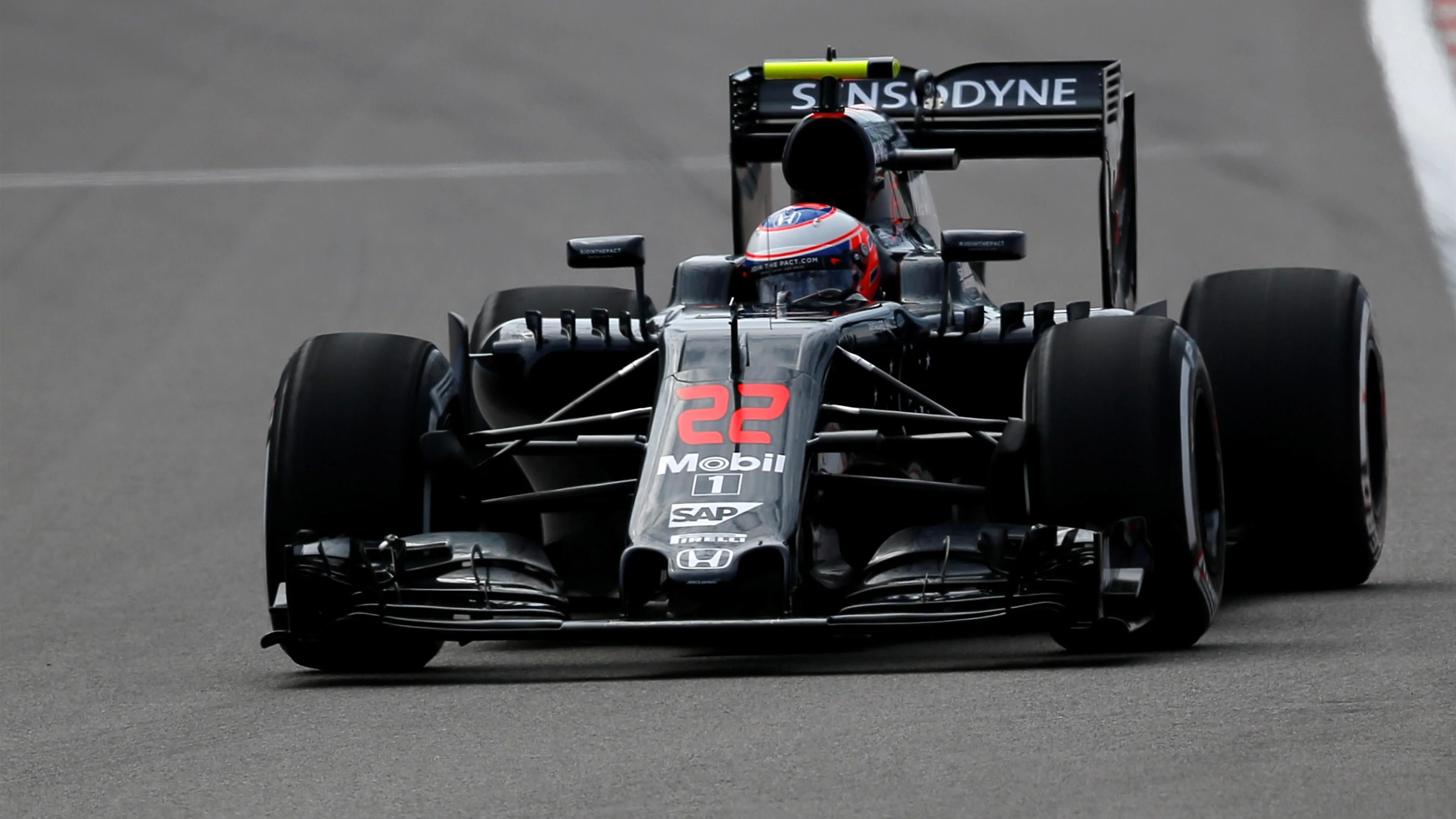 Jenson Button (GBR) McLaren MP4-31 at Formula One World Championship, Rd4, Russian Grand Prix,