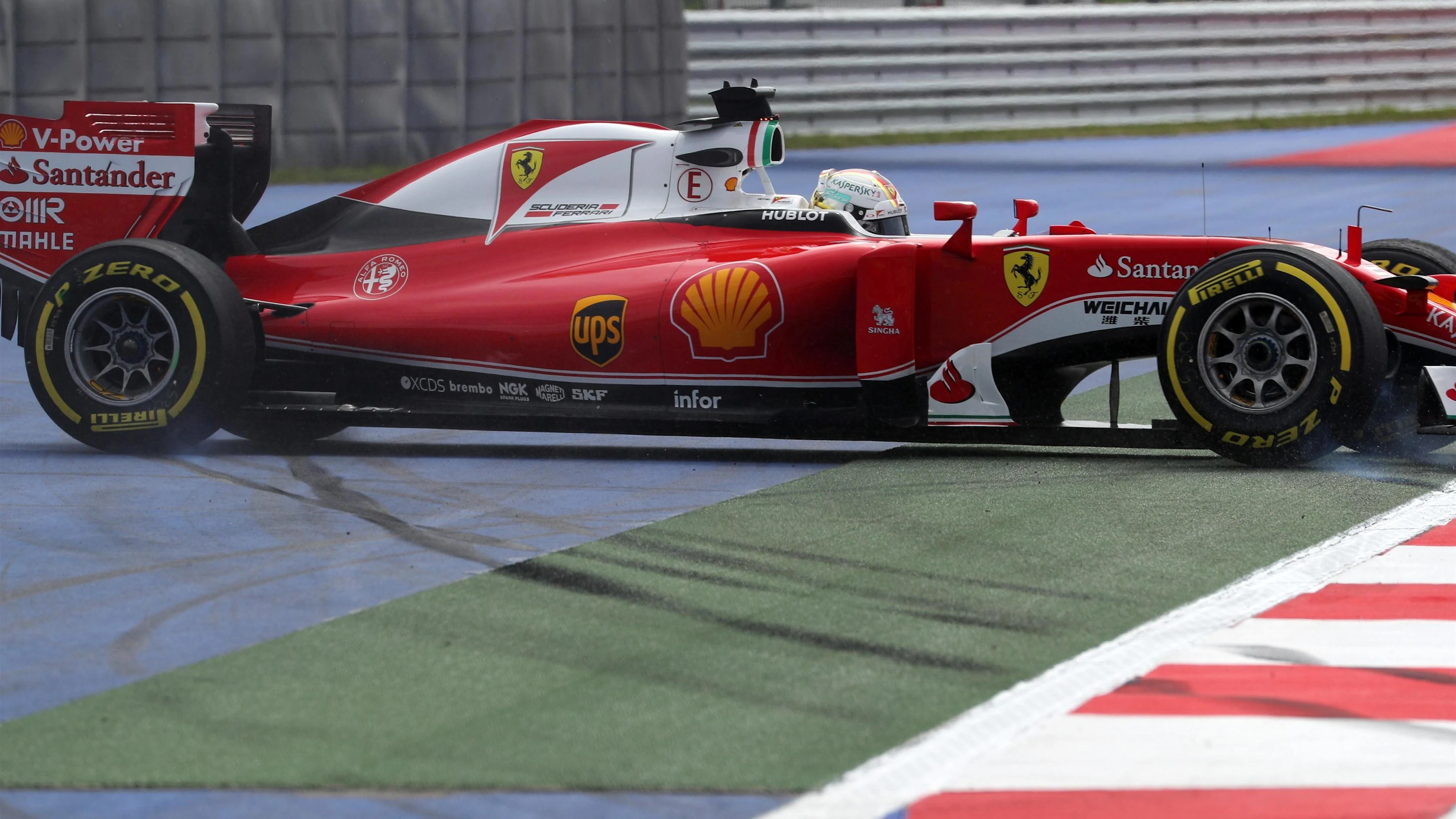 Sebastian Vettel (GER) Ferrari SF16-H spins at Formula One World Championship, Rd4, Russian Grand