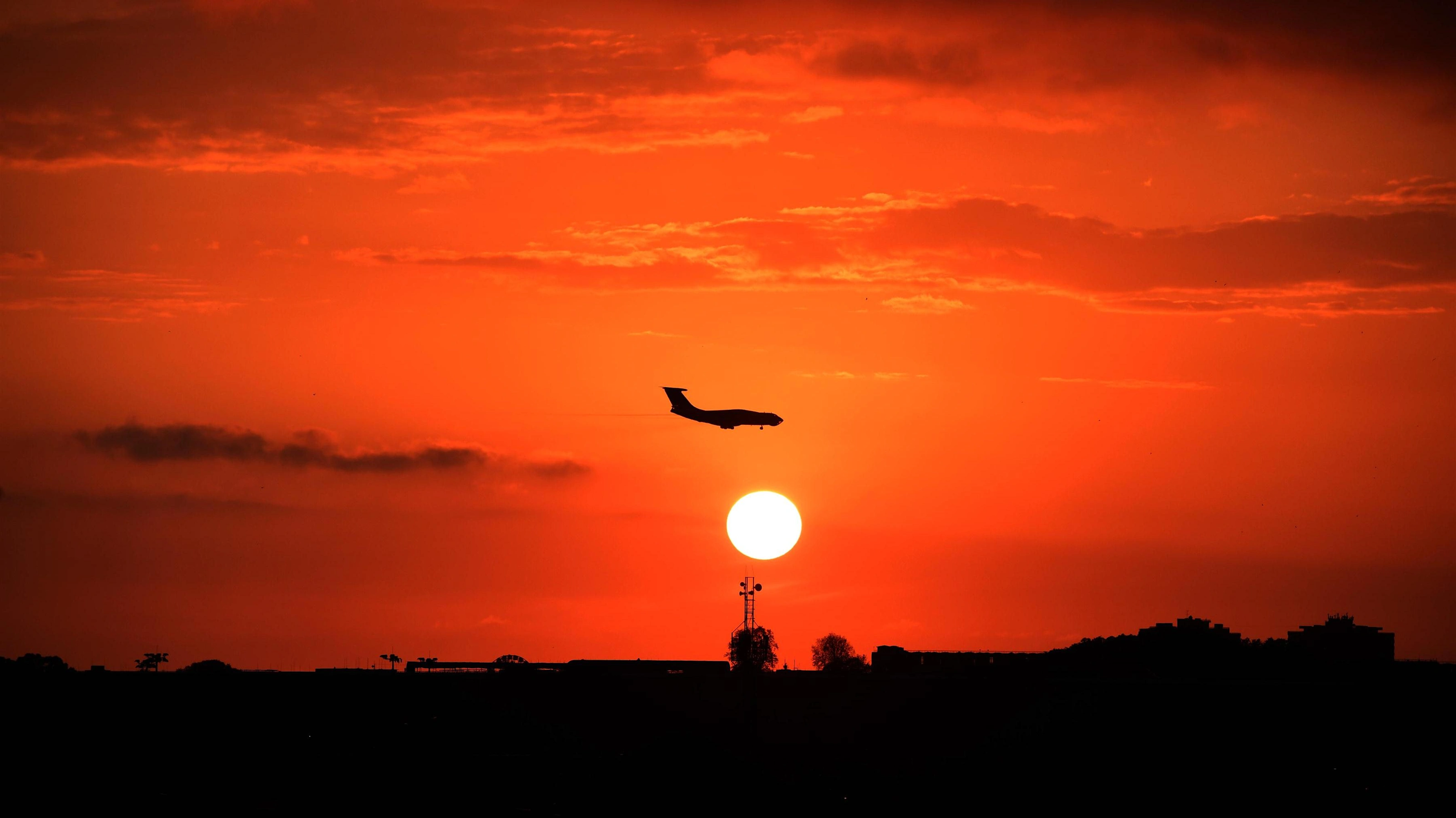Sunset and aeroplane at Formula One World Championship, Rd4, Russian Grand Prix, Practice, Sochi