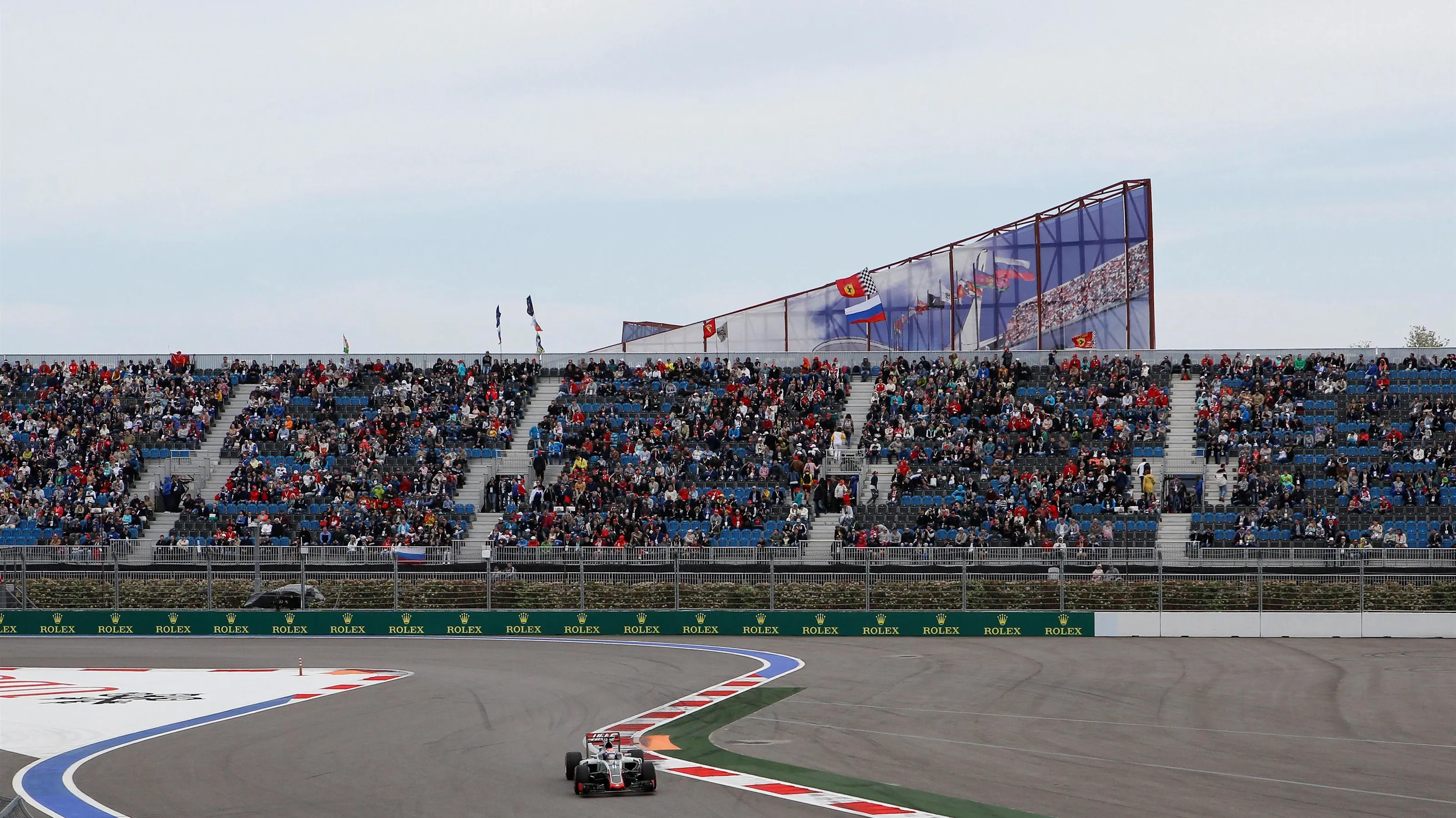 Romain Grosjean (FRA) Haas VF-16 at Formula One World Championship, Rd4, Russian Grand Prix,