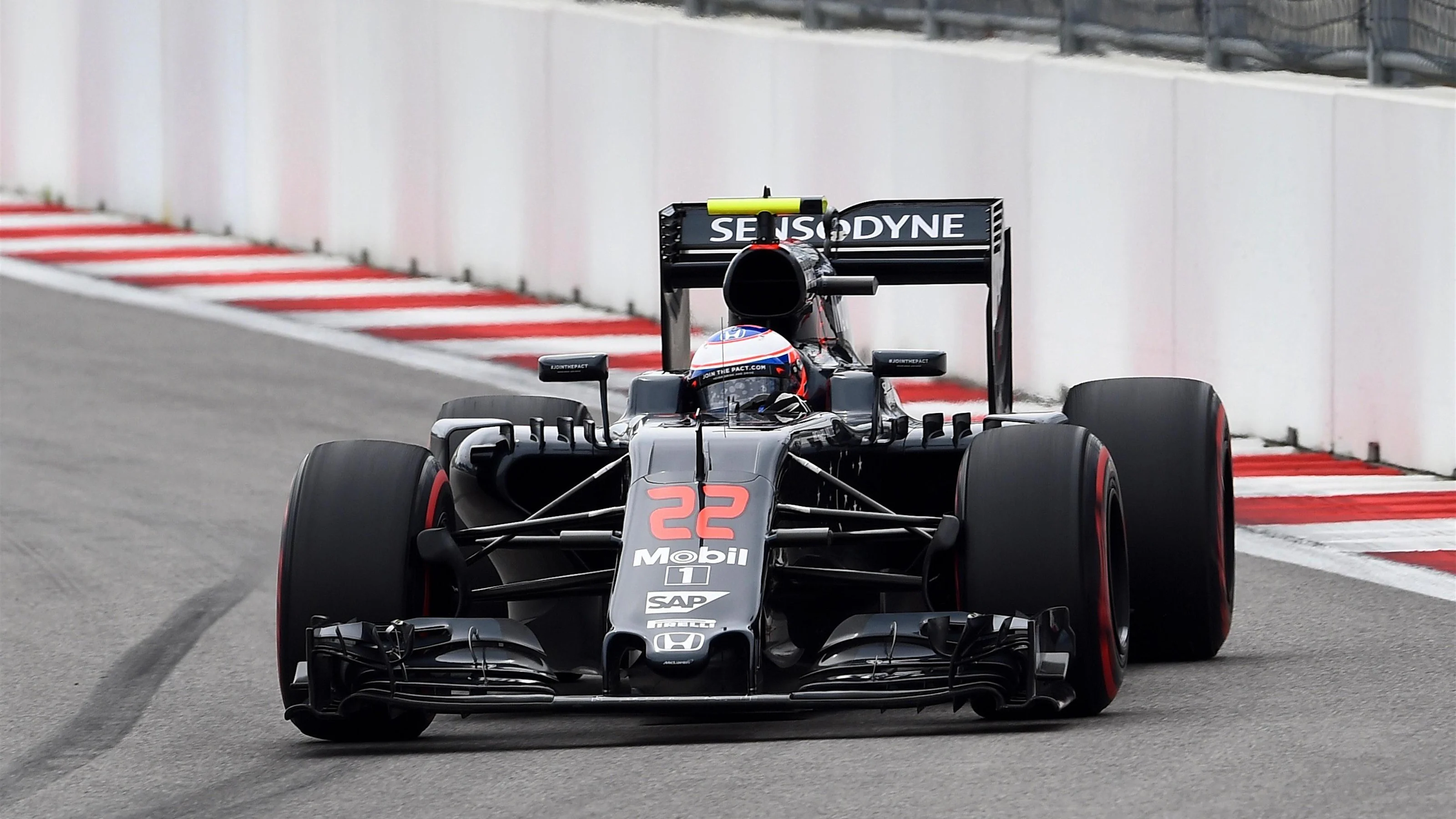 Jenson Button (GBR) McLaren MP4-31 at Formula One World Championship, Rd4, Russian Grand Prix,
