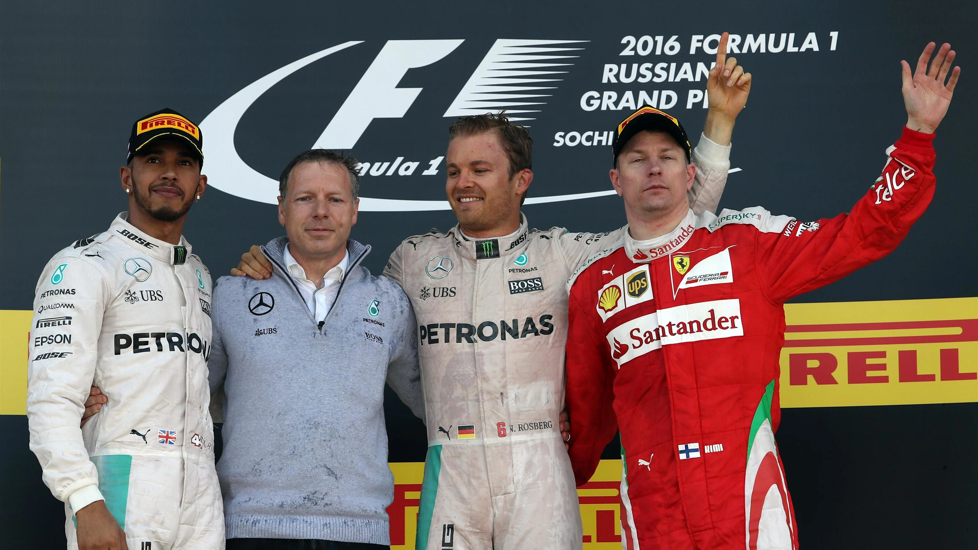 (L to R): Lewis Hamilton (GBR) Mercedes AMG F1, race winner Nico Rosberg (GER) Mercedes AMG F1 and