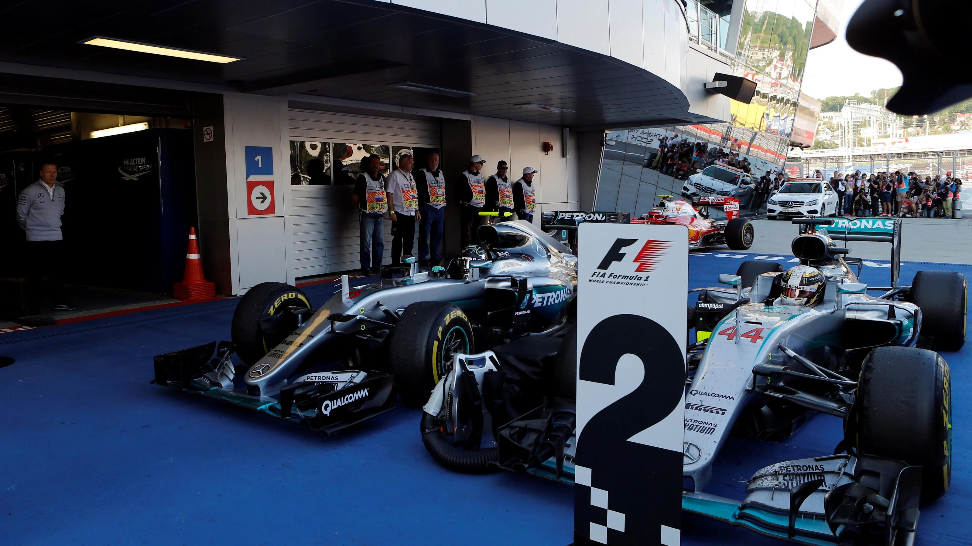 Race winner Nico Rosberg (GER) Mercedes-Benz F1 W07 Hybrid AND Lewis Hamilton (GBR) Mercedes-Benz