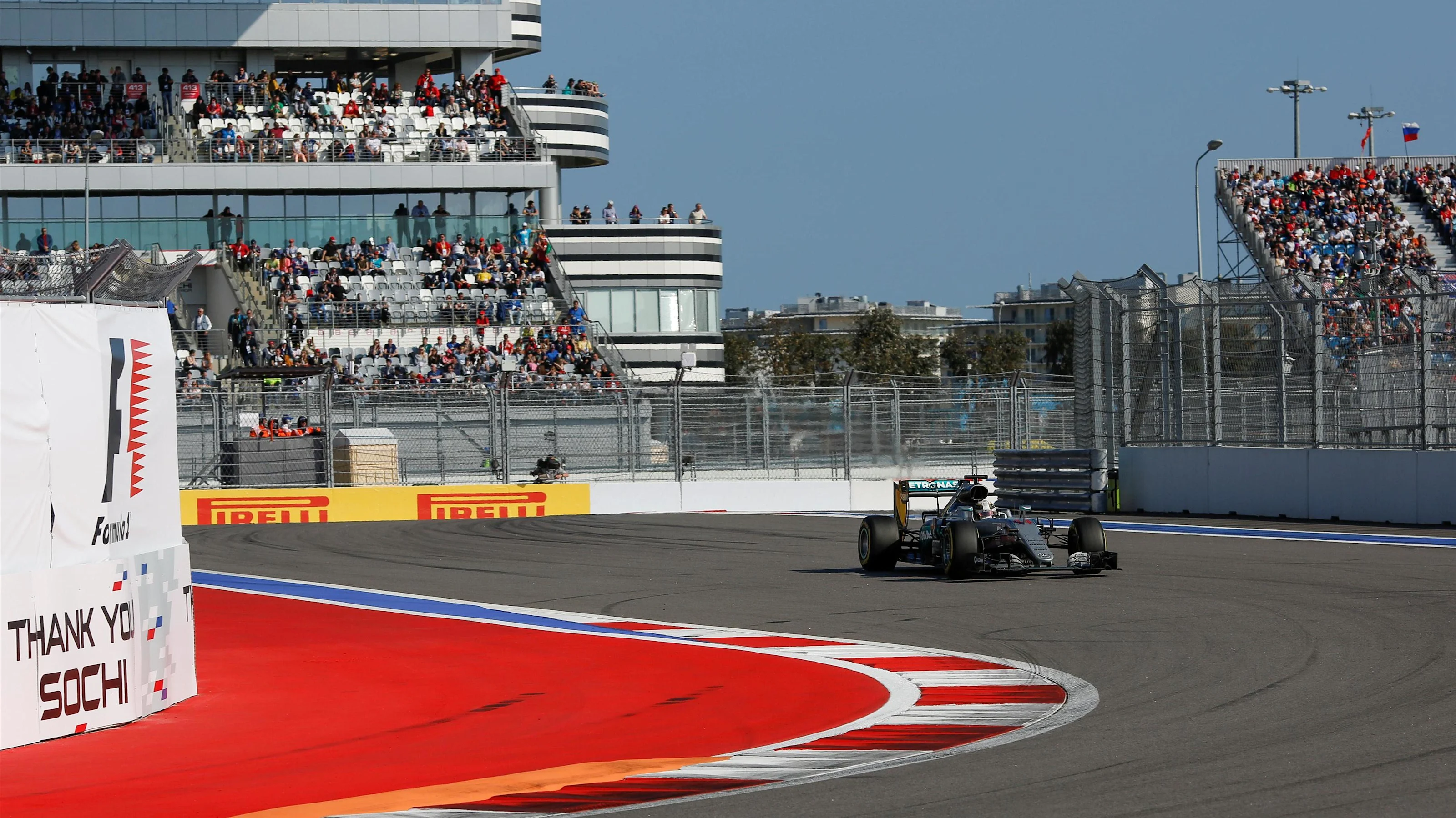 Lewis Hamilton (GBR) Mercedes-Benz F1 W07 Hybrid at Formula One World Championship, Rd4, Russian