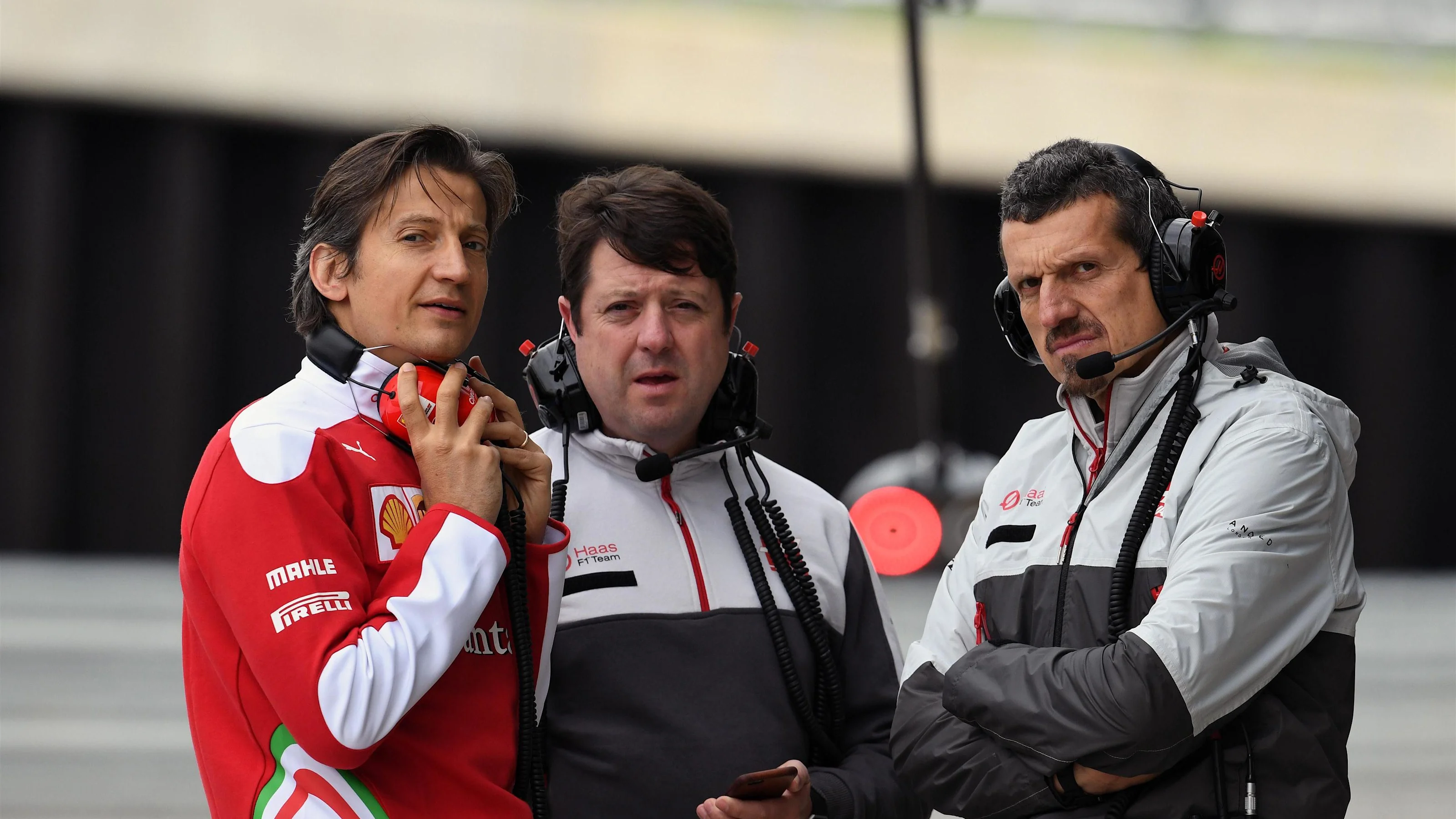 Massimo Rivola (ITA) Ferrari, Dave O'Ryan (GBR) Haas F1 Team Manager and Guenther Steiner (ITA)