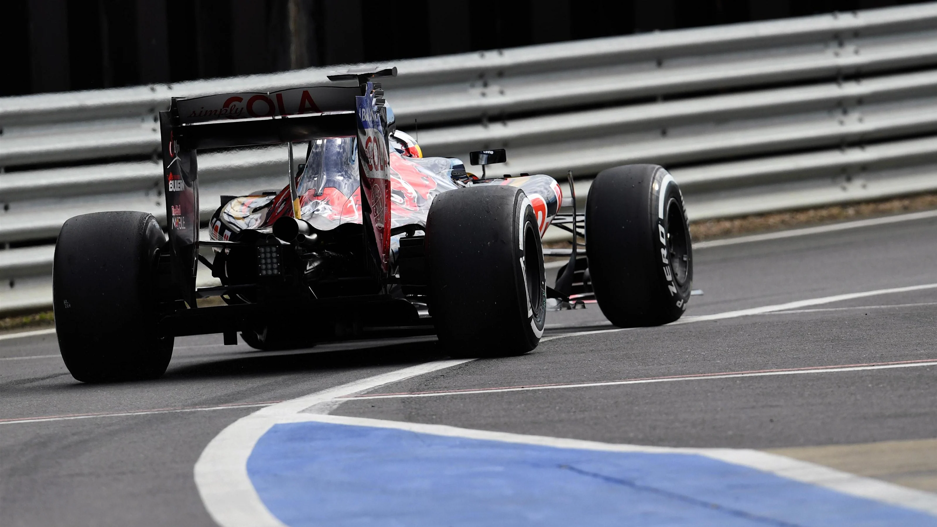 Sergio Sette Camara (BRA) Scuderia Toro Rosso STR11 at Formula One Testing, Day Two, Silverstone,