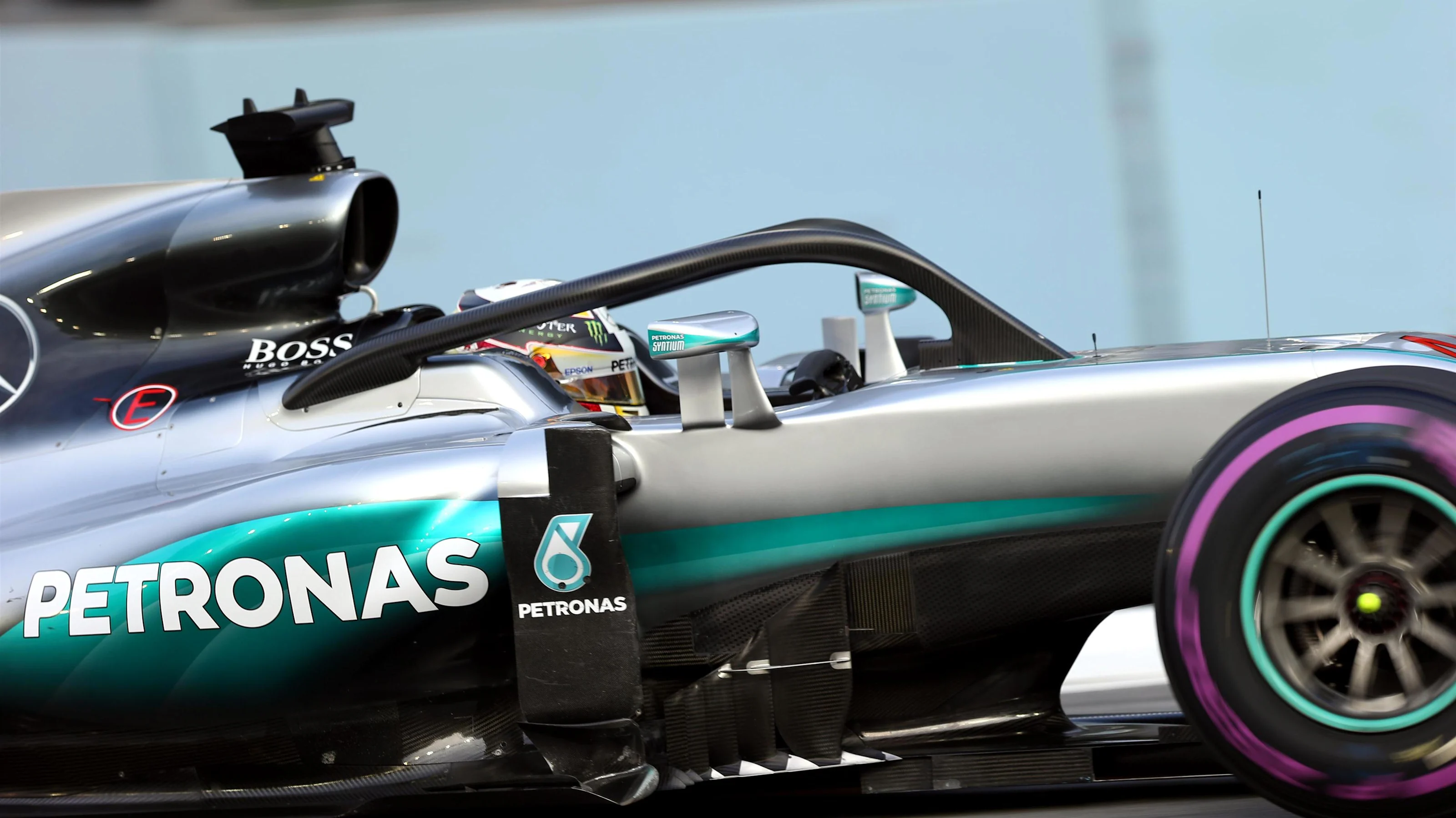 Lewis Hamilton (GBR) Mercedes-Benz F1 W07 Hybrid with Halo at Formula One World Championship, Rd15,