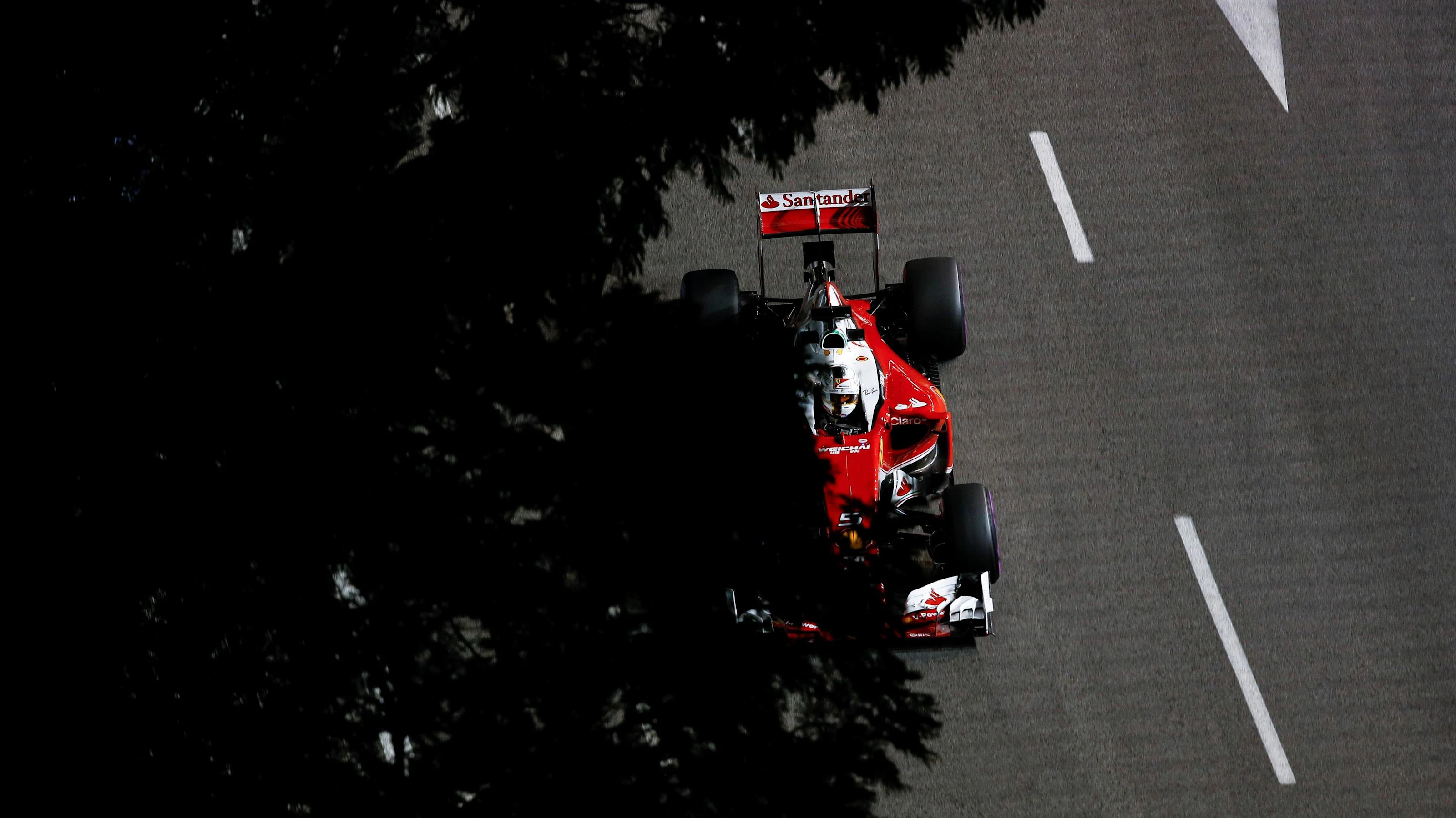 Sebastian Vettel (GER) Ferrari SF16-H at Formula One World Championship, Rd15, Singapore Grand