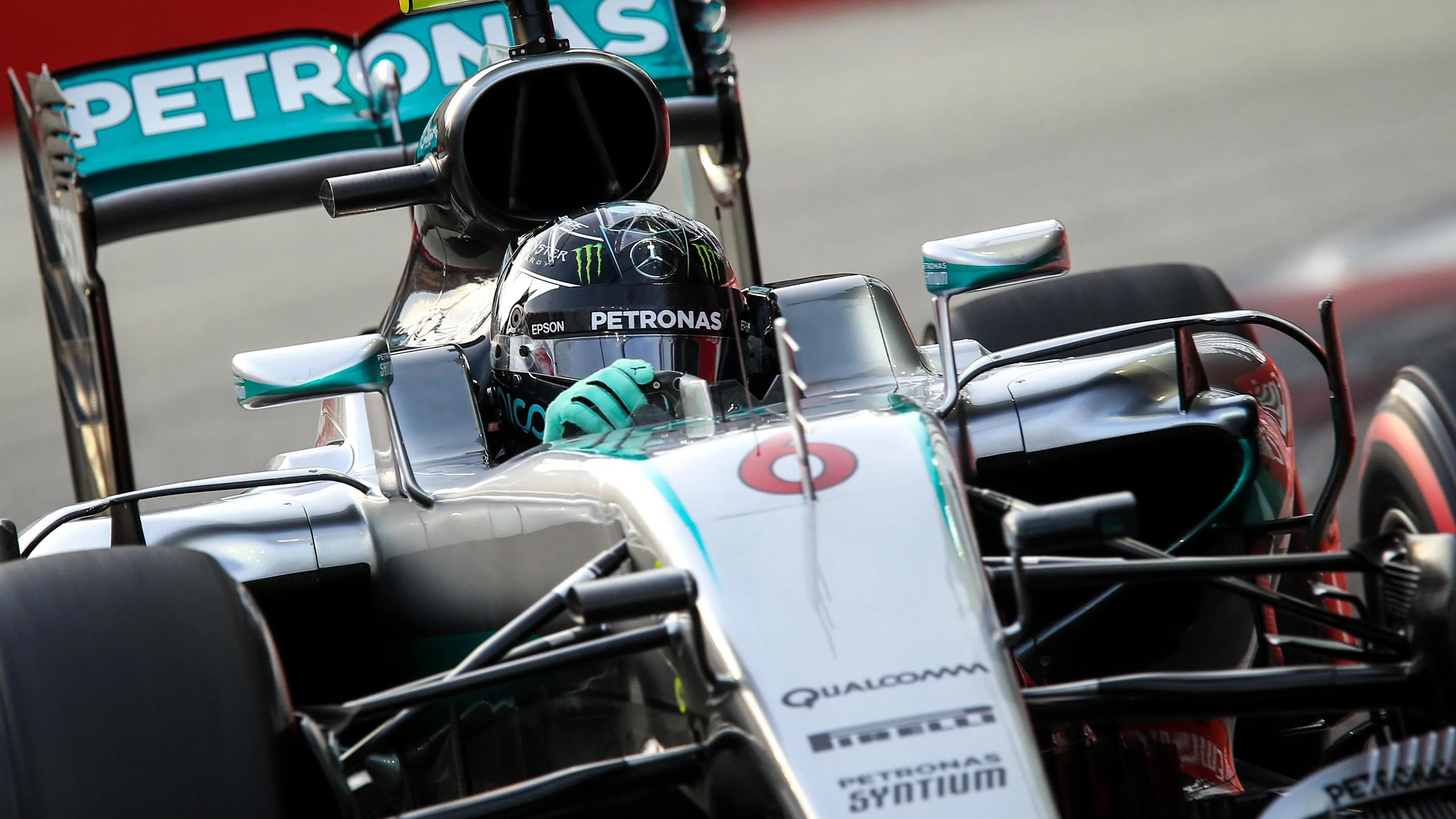Nico Rosberg (GER) Mercedes-Benz F1 W07 Hybrid at Formula One World Championship, Rd15, Singapore