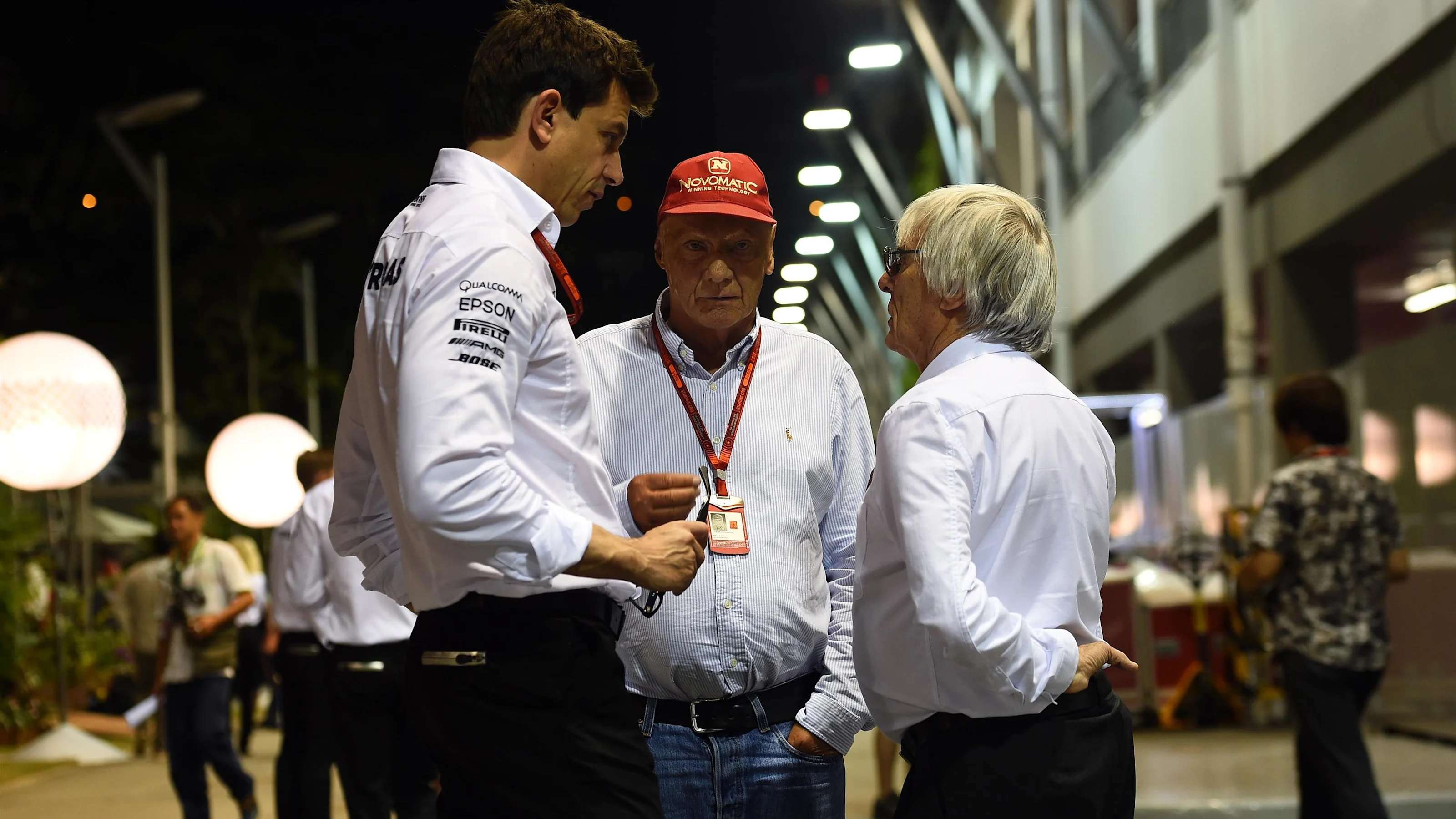 Toto Wolff (AUT) Mercedes AMG F1 Director of Motorsport, Niki Lauda (AUT) Mercedes AMG F1
