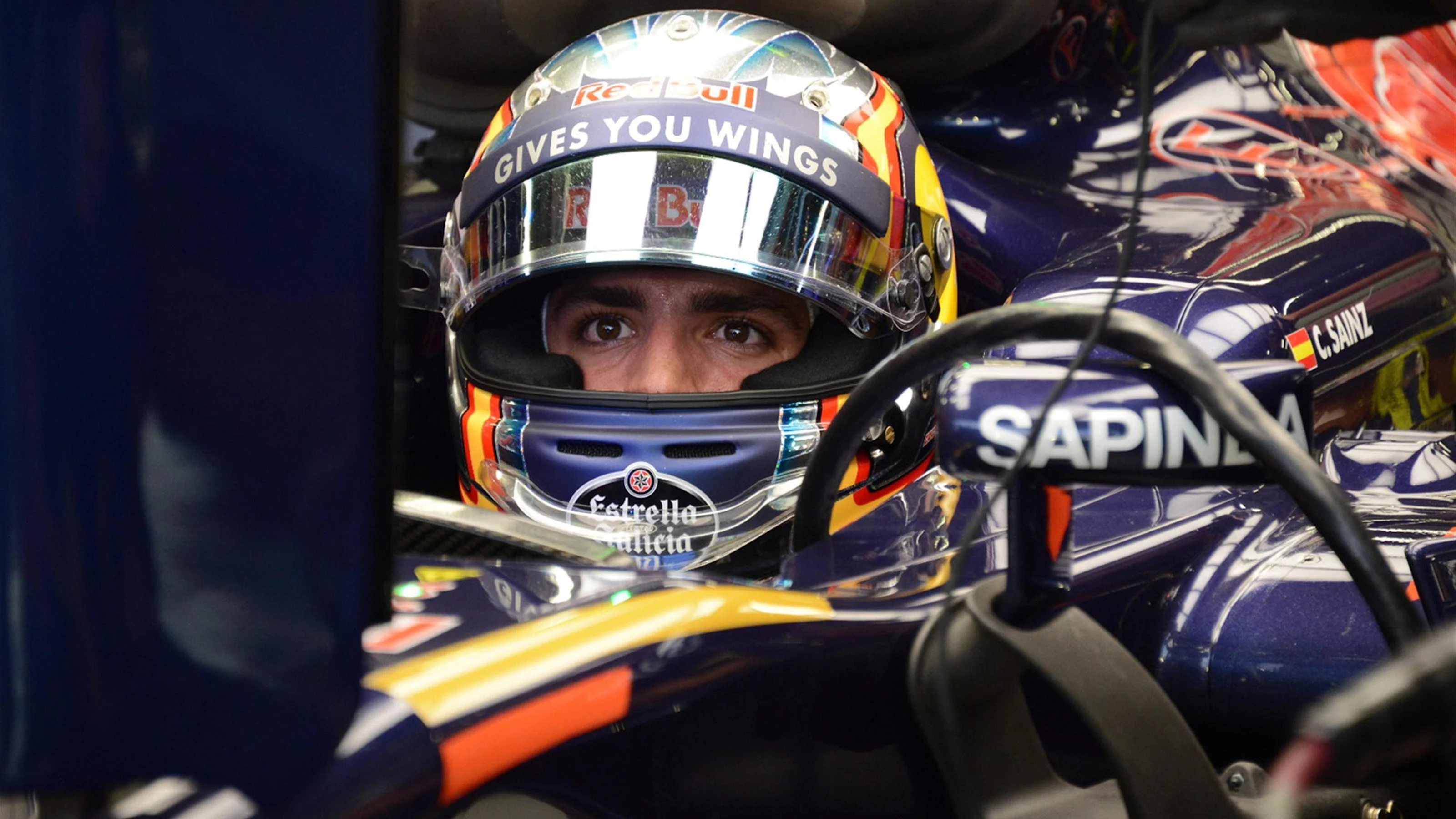 Carlos Sainz jr (ESP) Scuderia Toro Rosso at Formula One World Championship, Rd15, Singapore Grand