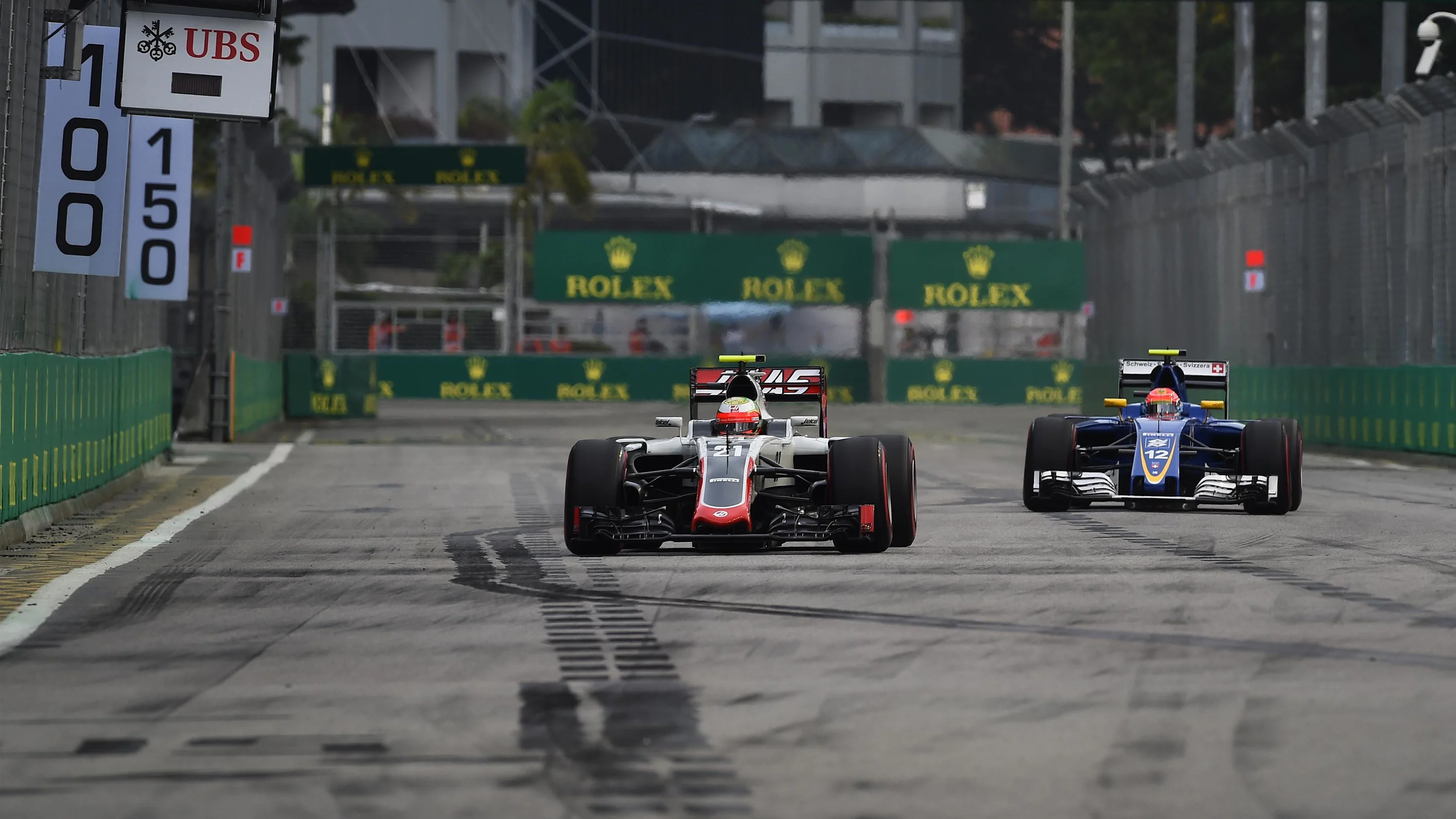 Esteban Gutierrez (MEX) Haas VF-16 at Formula One World Championship, Rd15, Singapore Grand Prix,