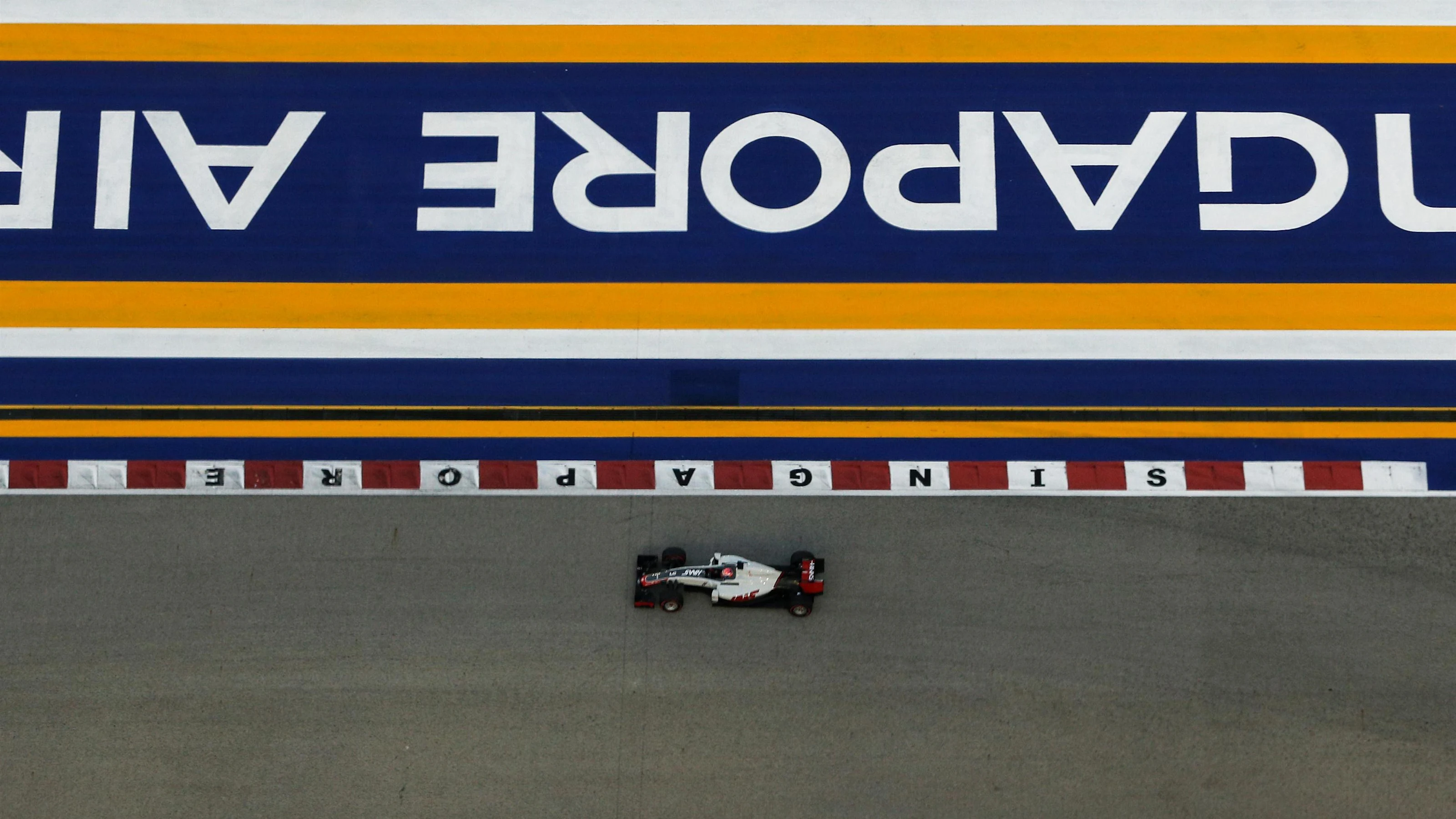 Romain Grosjean (FRA) Haas VF-16 at Formula One World Championship, Rd15, Singapore Grand Prix,
