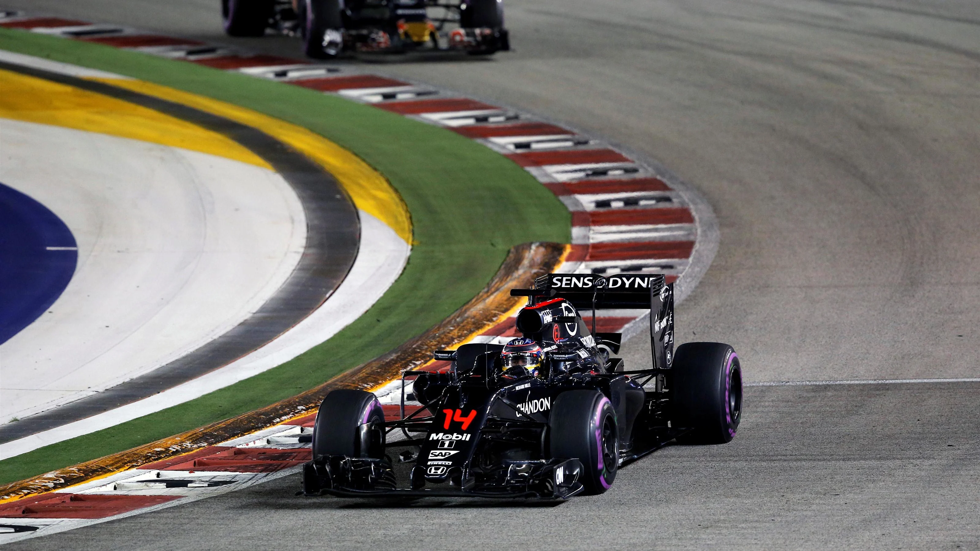 Fernando Alonso (ESP) McLaren MP4-31 at Formula One World Championship, Rd15, Singapore Grand Prix,