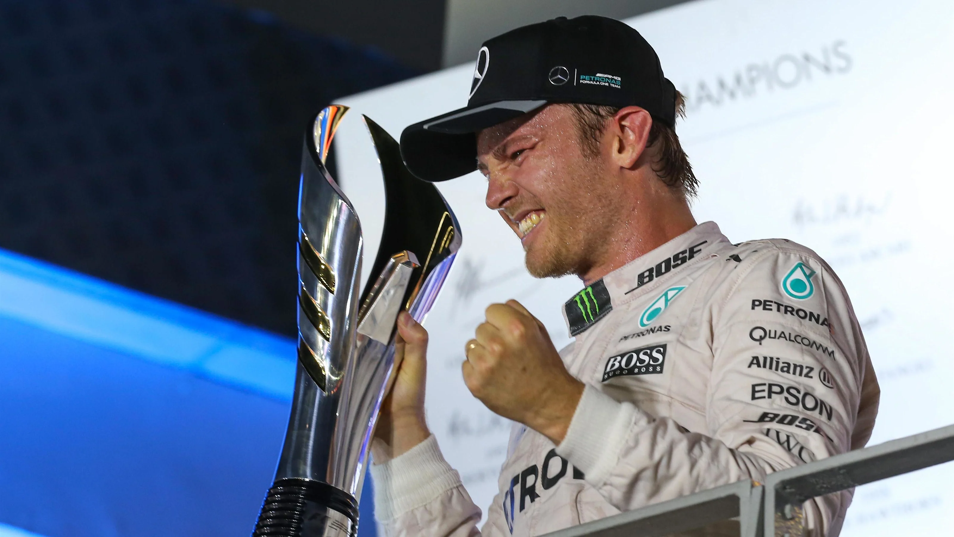 Race winner Nico Rosberg (GER) Mercedes AMG F1 celebrates on the podium with the trophy at Formula