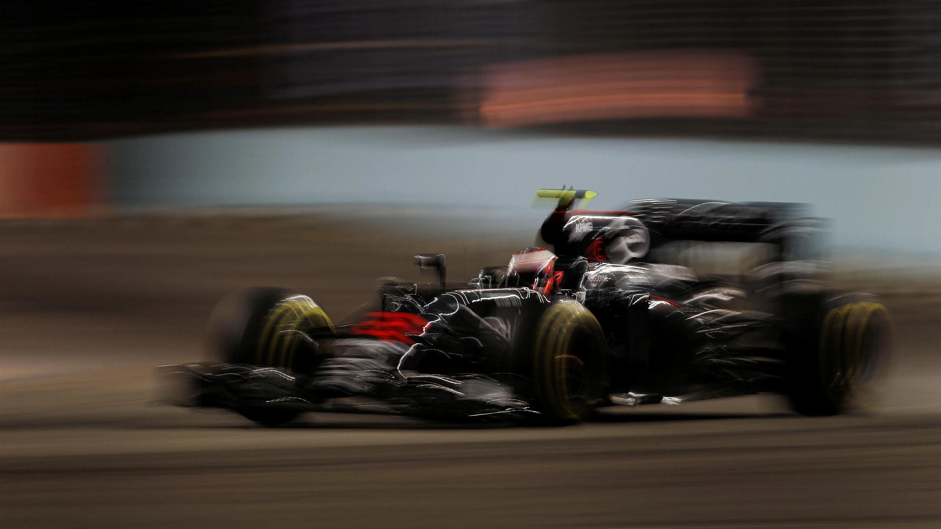 Jenson Button (GBR) McLaren MP4-31 at Formula One World Championship, Rd15, Singapore Grand Prix,