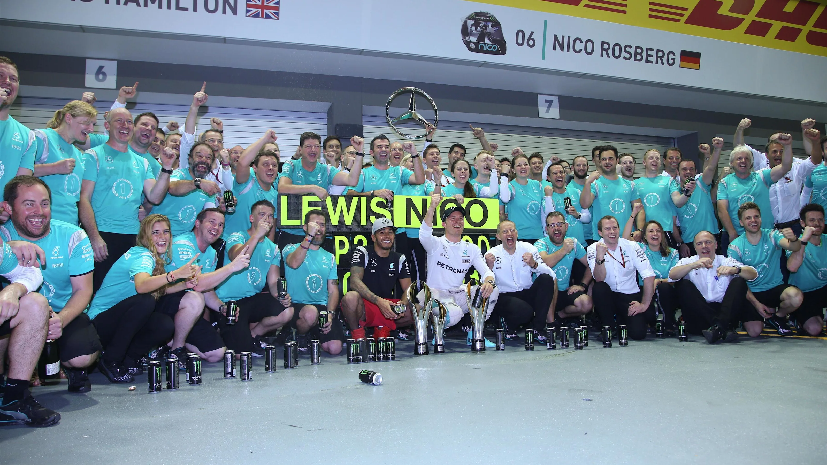 Race winner Nico Rosberg (GER) Mercedes AMG F1 and Lewis Hamilton (GBR) Mercedes AMG F1 celebrate