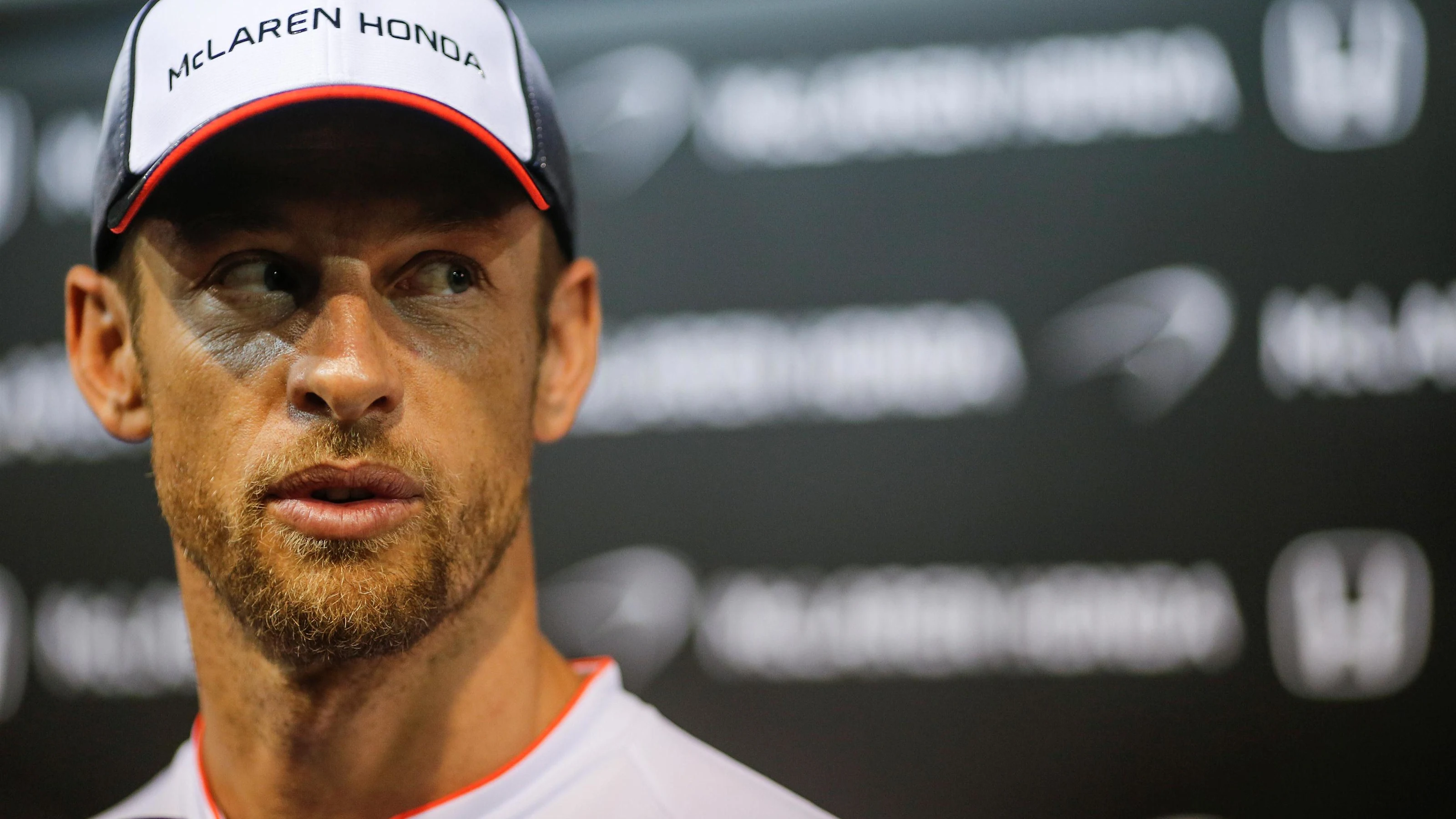 Jenson Button (GBR) McLaren at Formula One World Championship, Rd15, Singapore Grand Prix,