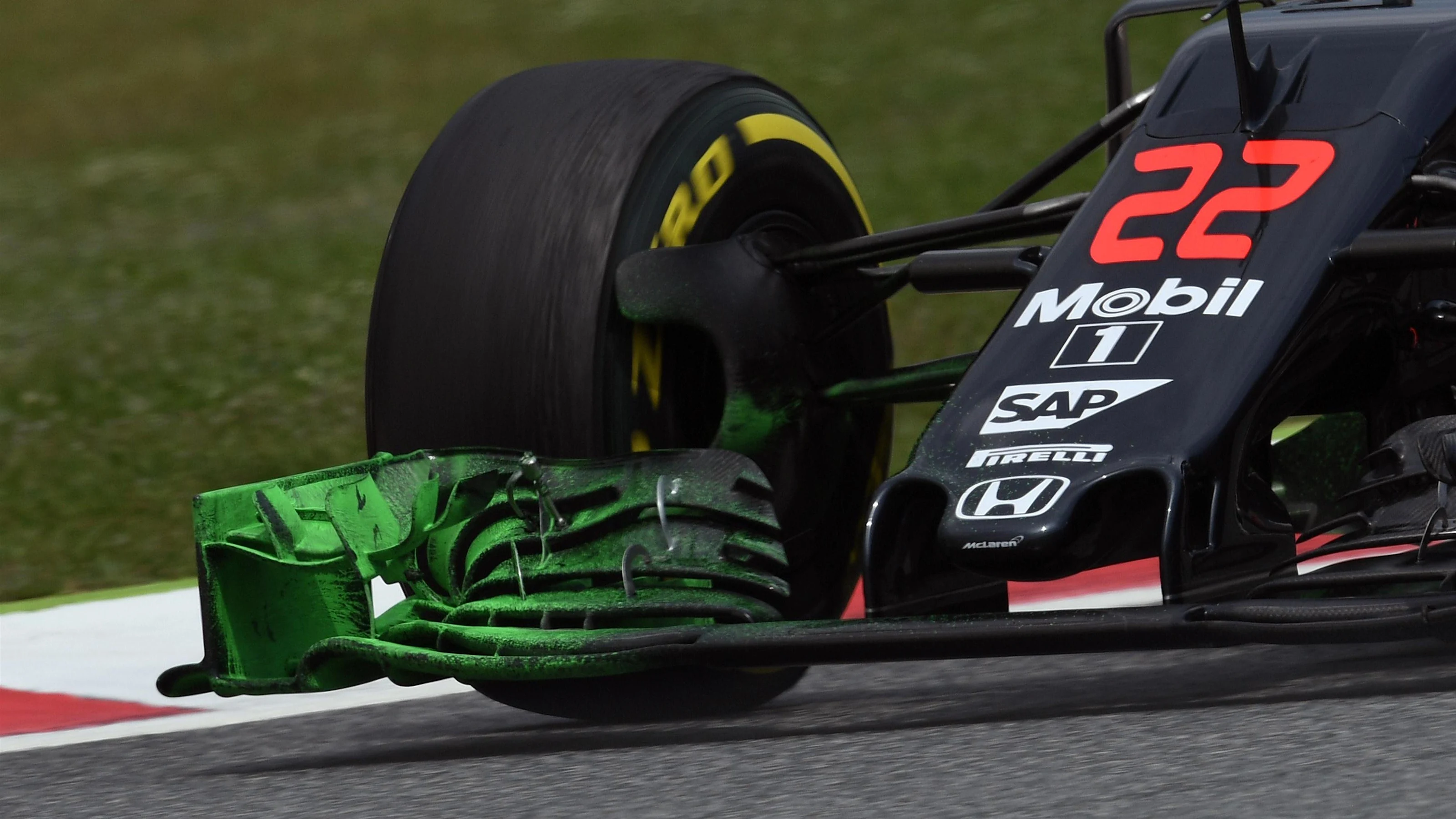 Jenson Button (GBR) McLaren MP4-31 with aero paint on front wing at Formula One World Championship,