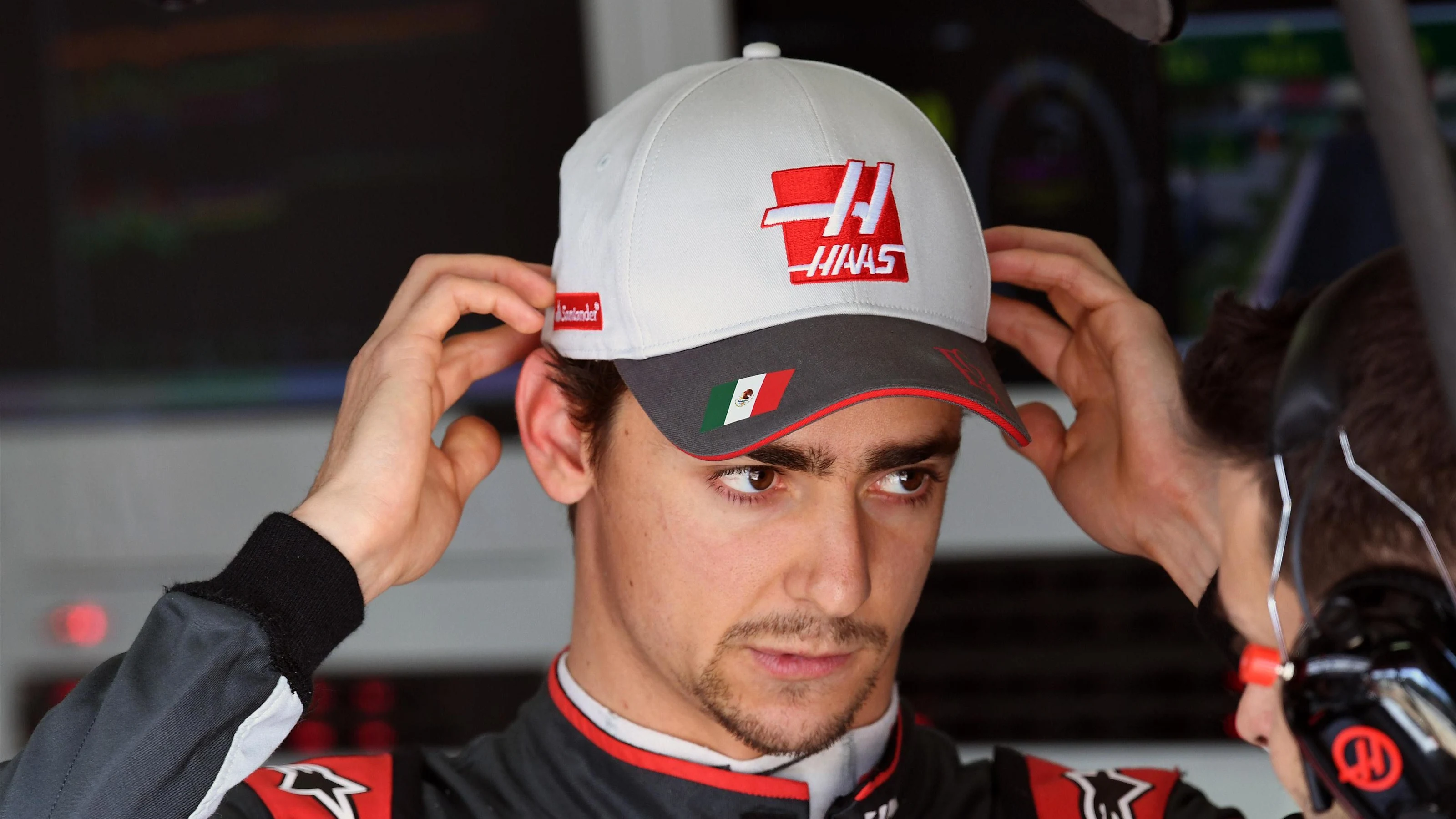 Esteban Gutierrez (MEX) Haas F1 at Formula One World Championship, Rd5, Spanish Grand Prix,
