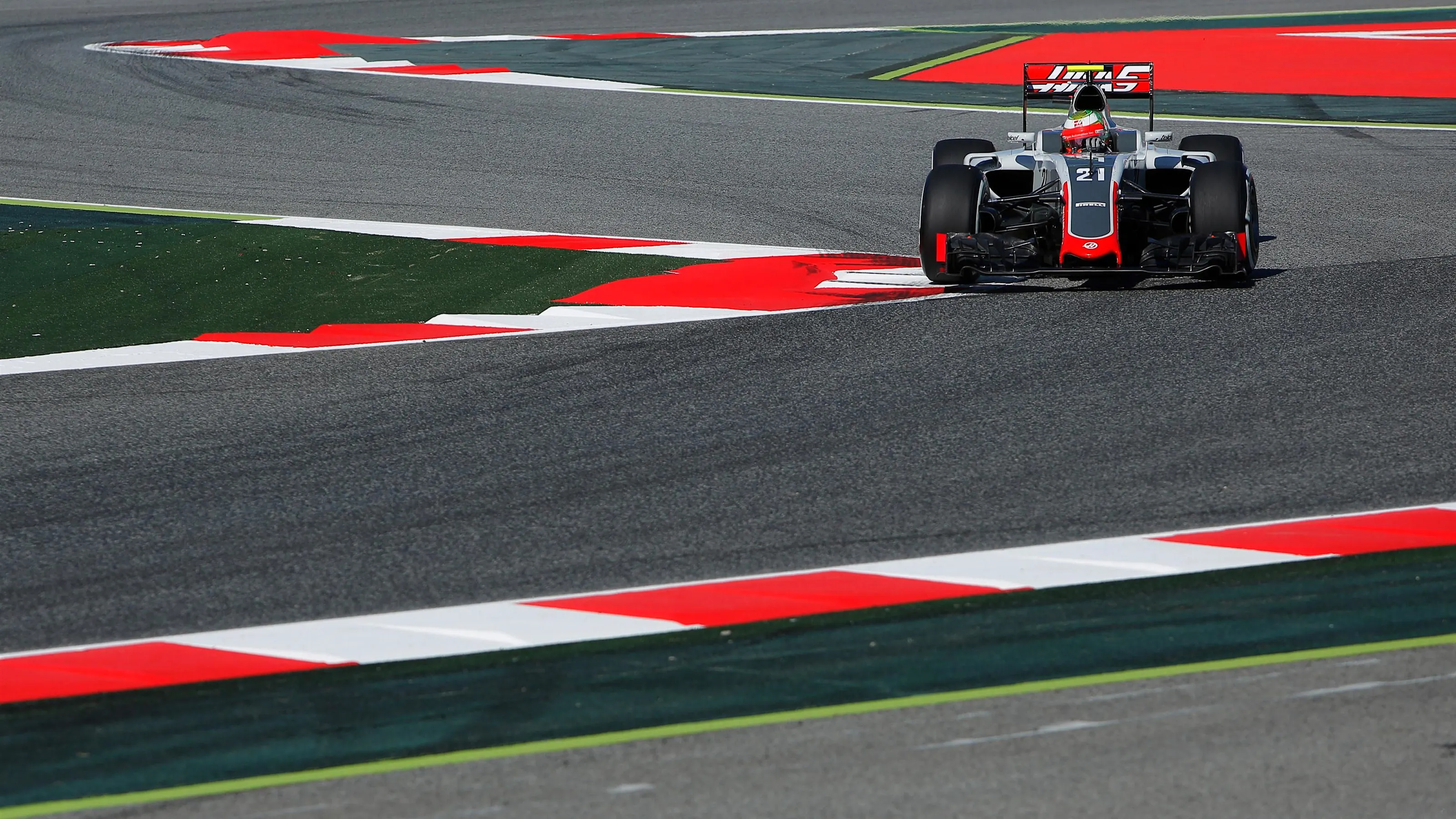 Esteban Gutierrez (MEX) Haas VF-16 at Formula One World Championship, Rd5, Spanish Grand Prix,