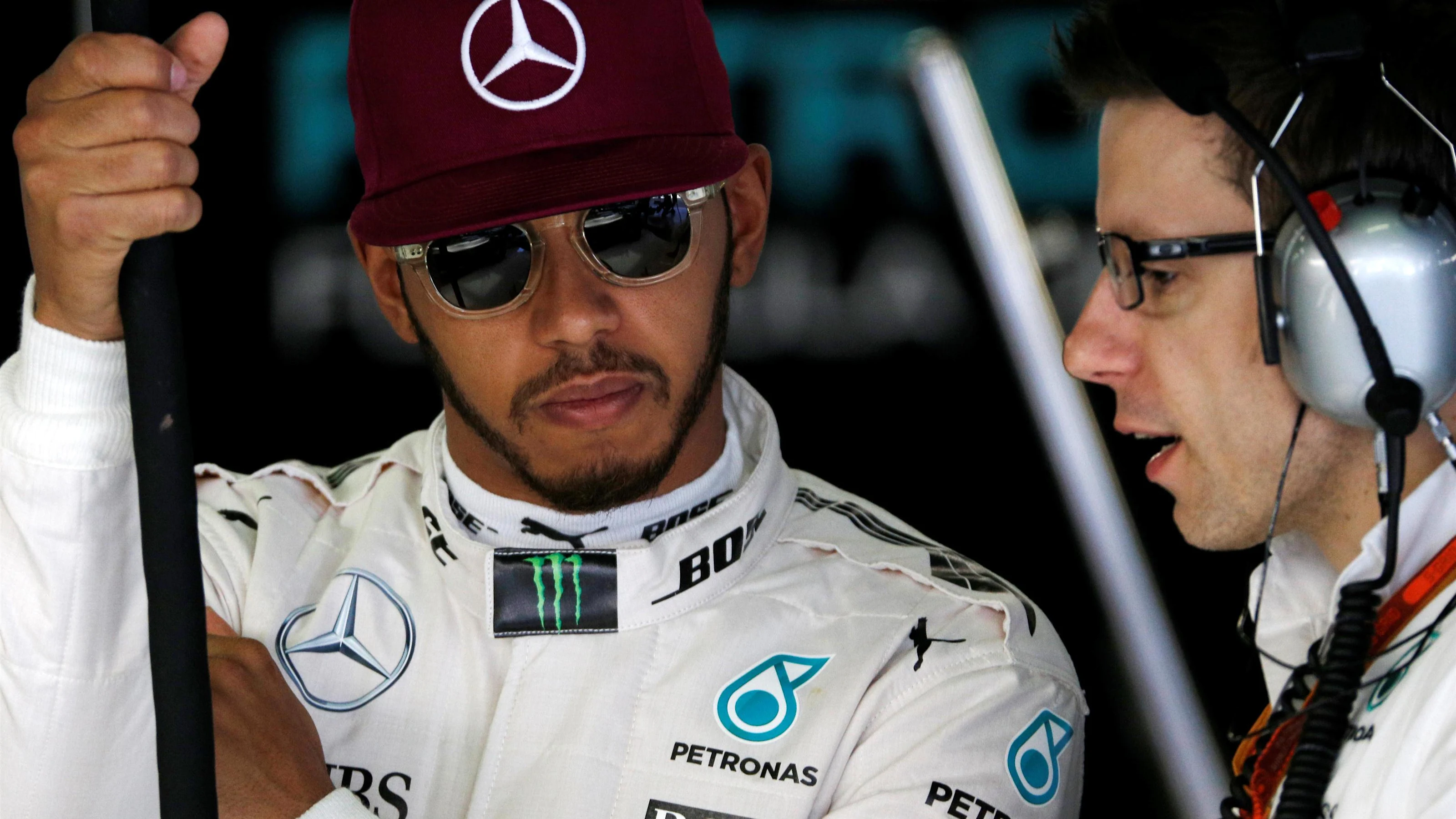 Lewis Hamilton (GBR) Mercedes AMG F1 and Peter Bonnington (GBR) Mercedes AMG F1 Race Engineer at