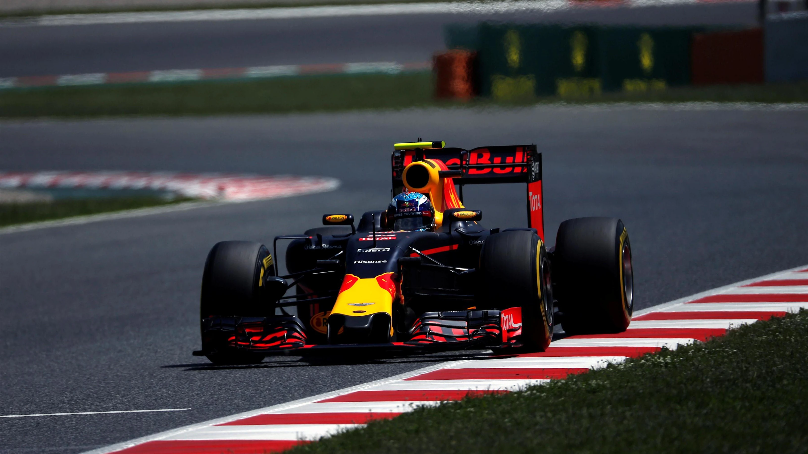 Max Verstappen (NED) Red Bull Racing RB12 at Formula One World Championship, Rd5, Spanish Grand