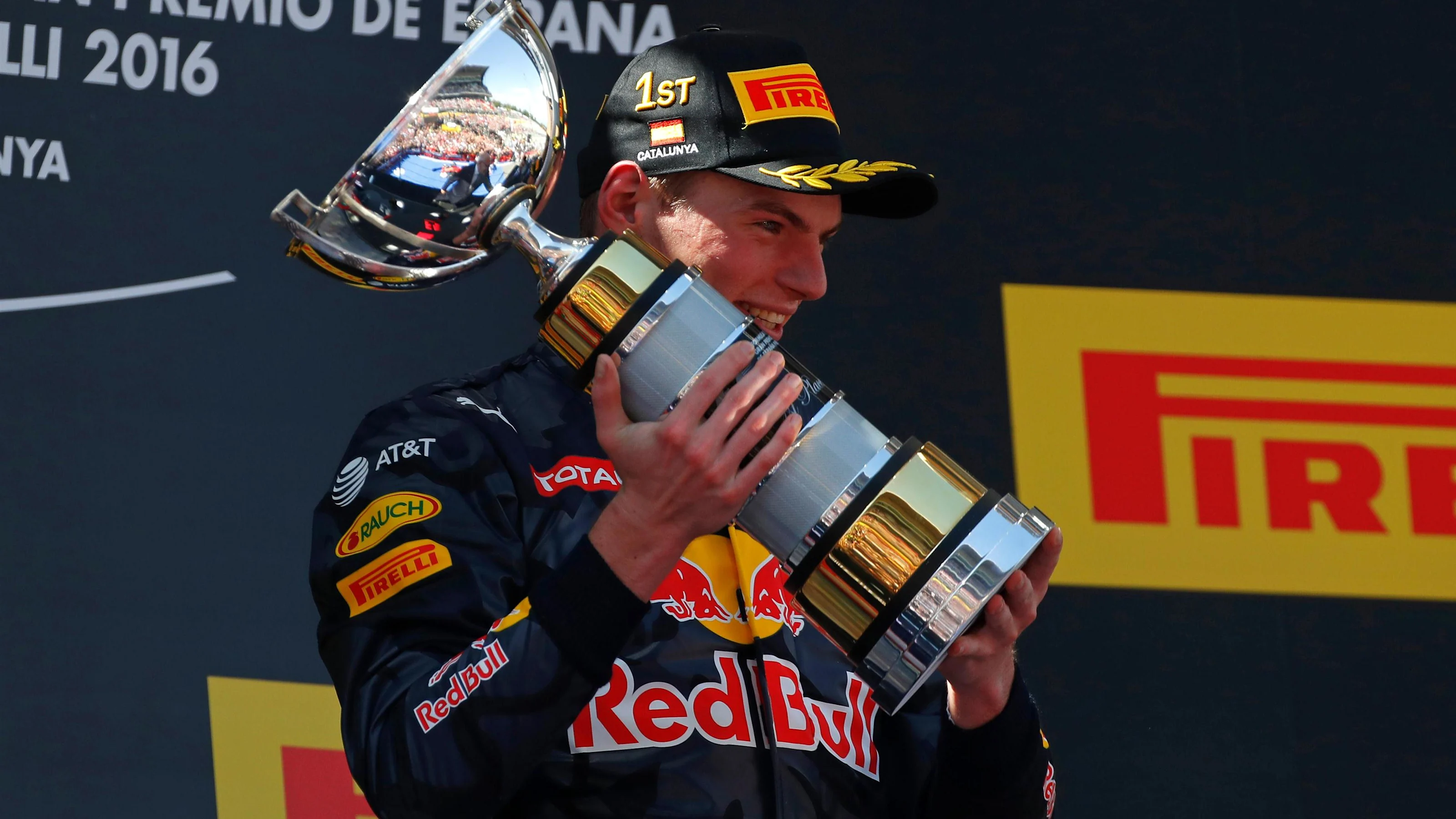 Race winner Max Verstappen (NED) Red Bull Racing celebrates on the podium with the trophy at
