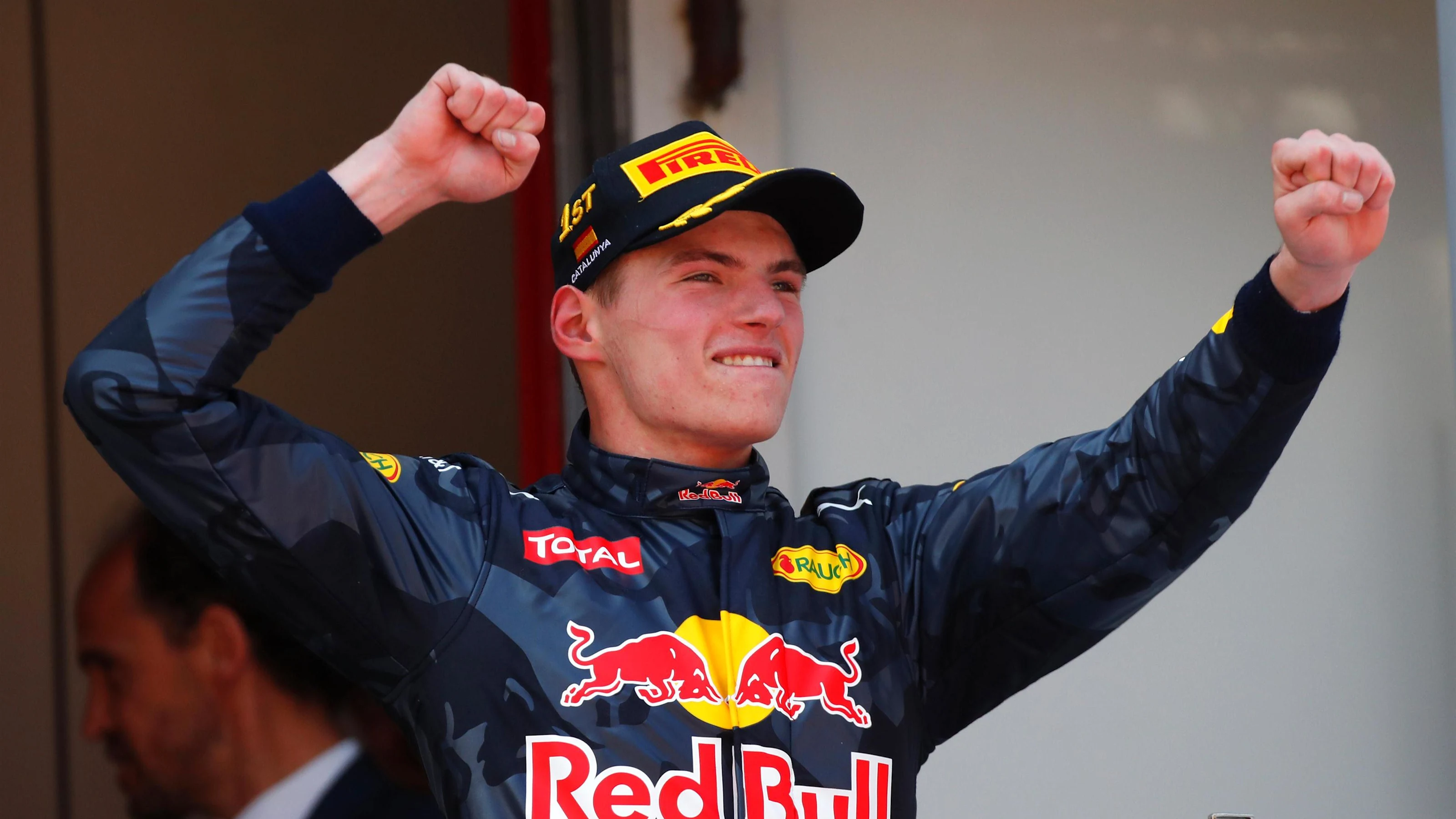 Race winner Max Verstappen (NED) Red Bull Racing celebrates on the podium at Formula One World