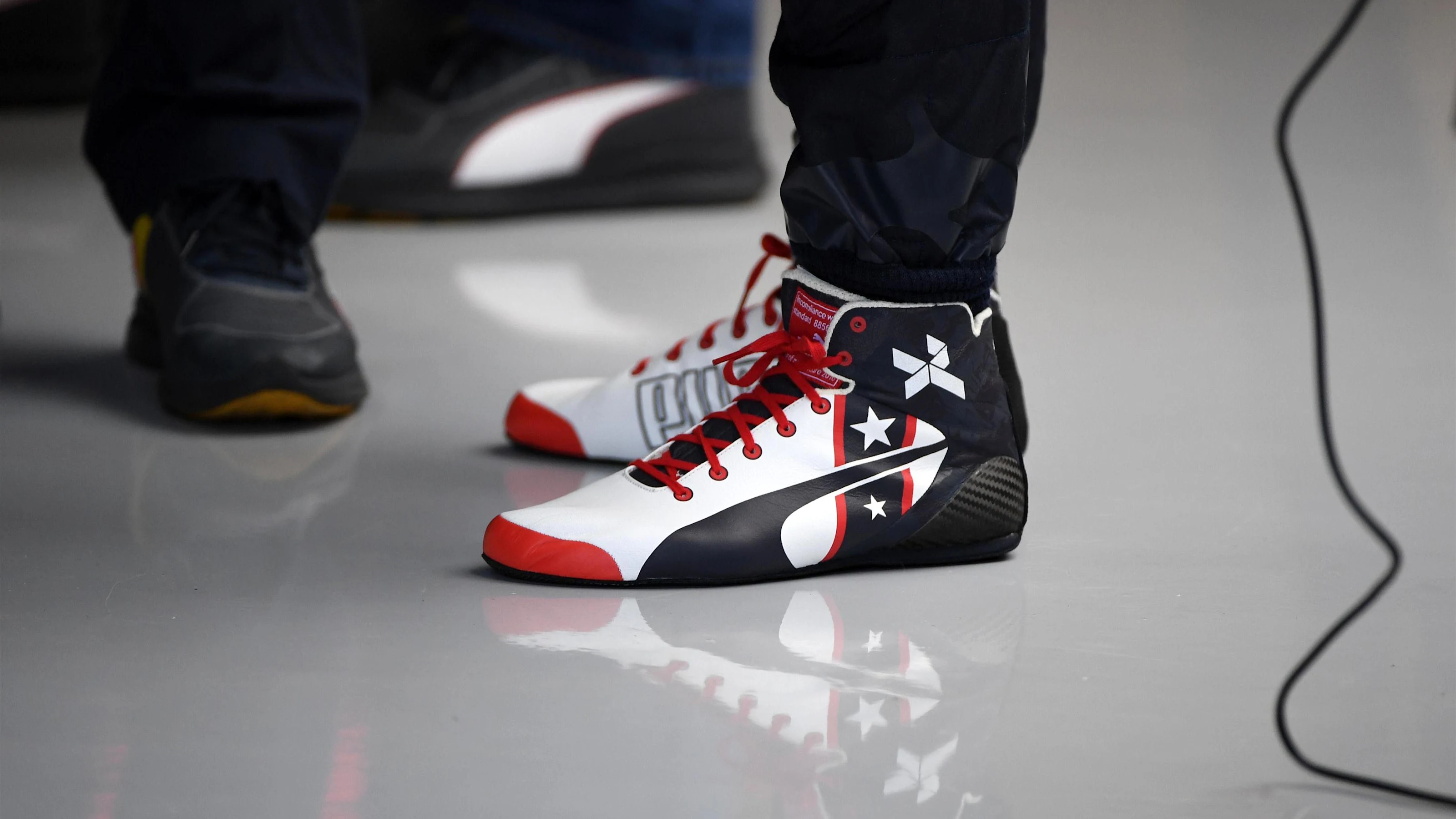 The boots of Daniel Ricciardo (AUS) Red Bull Racing at Formula One World Championship, Rd18, United