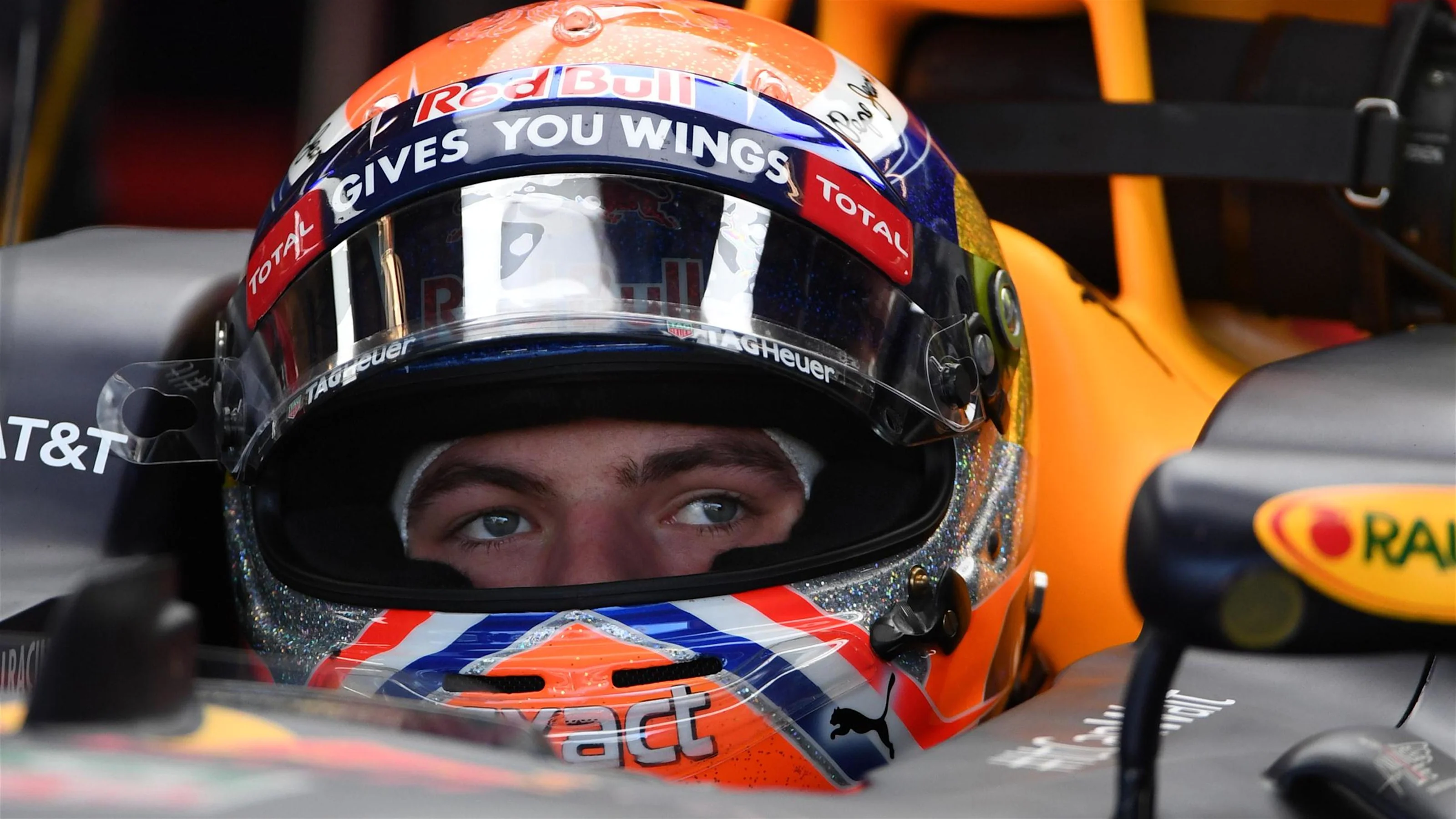 Max Verstappen (NED) Red Bull Racing RB12 at Formula One World Championship, Rd18, United States