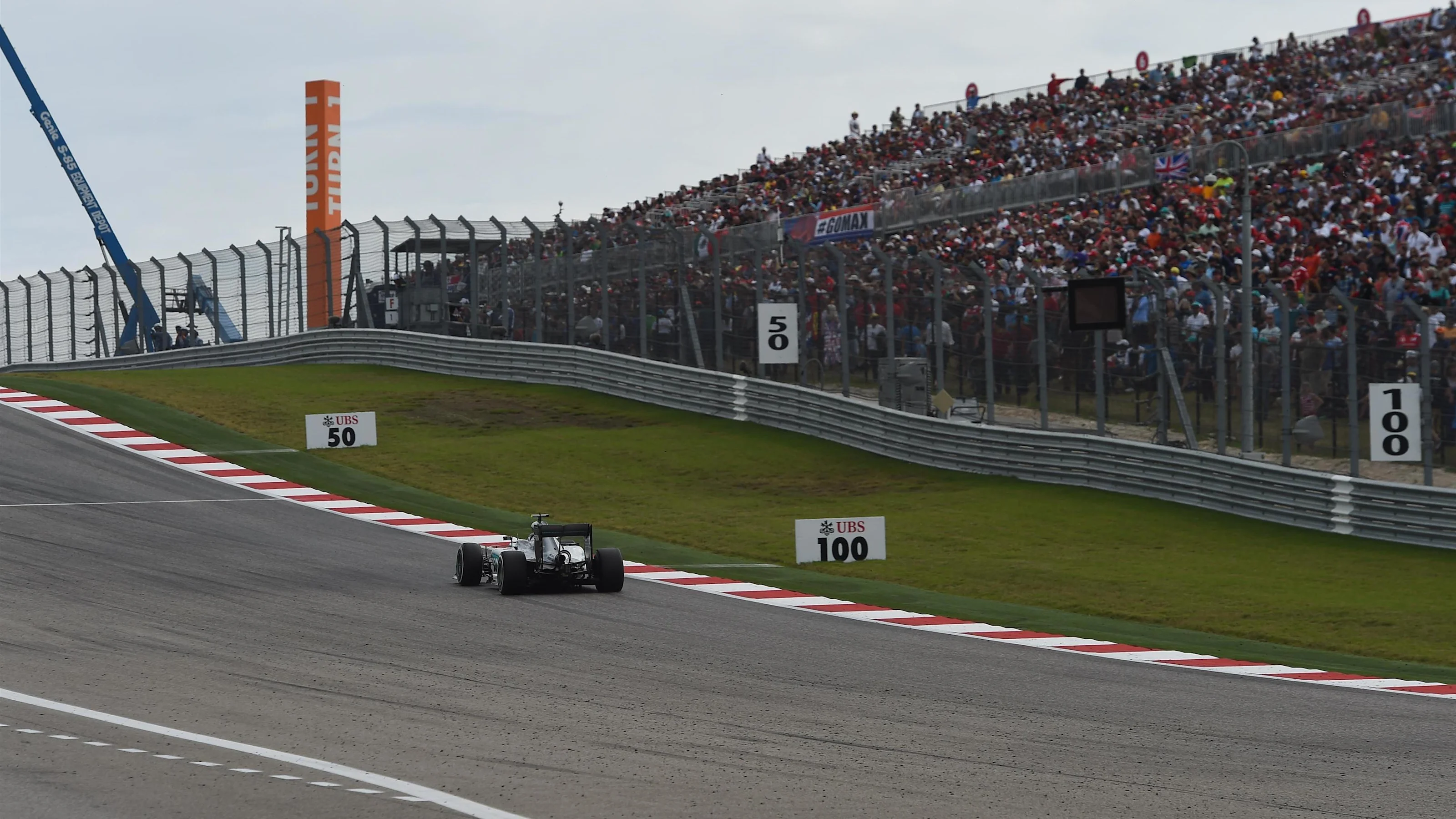 Nico Rosberg (GER) Mercedes-Benz F1 W07 Hybrid at Formula One World Championship, Rd18, United