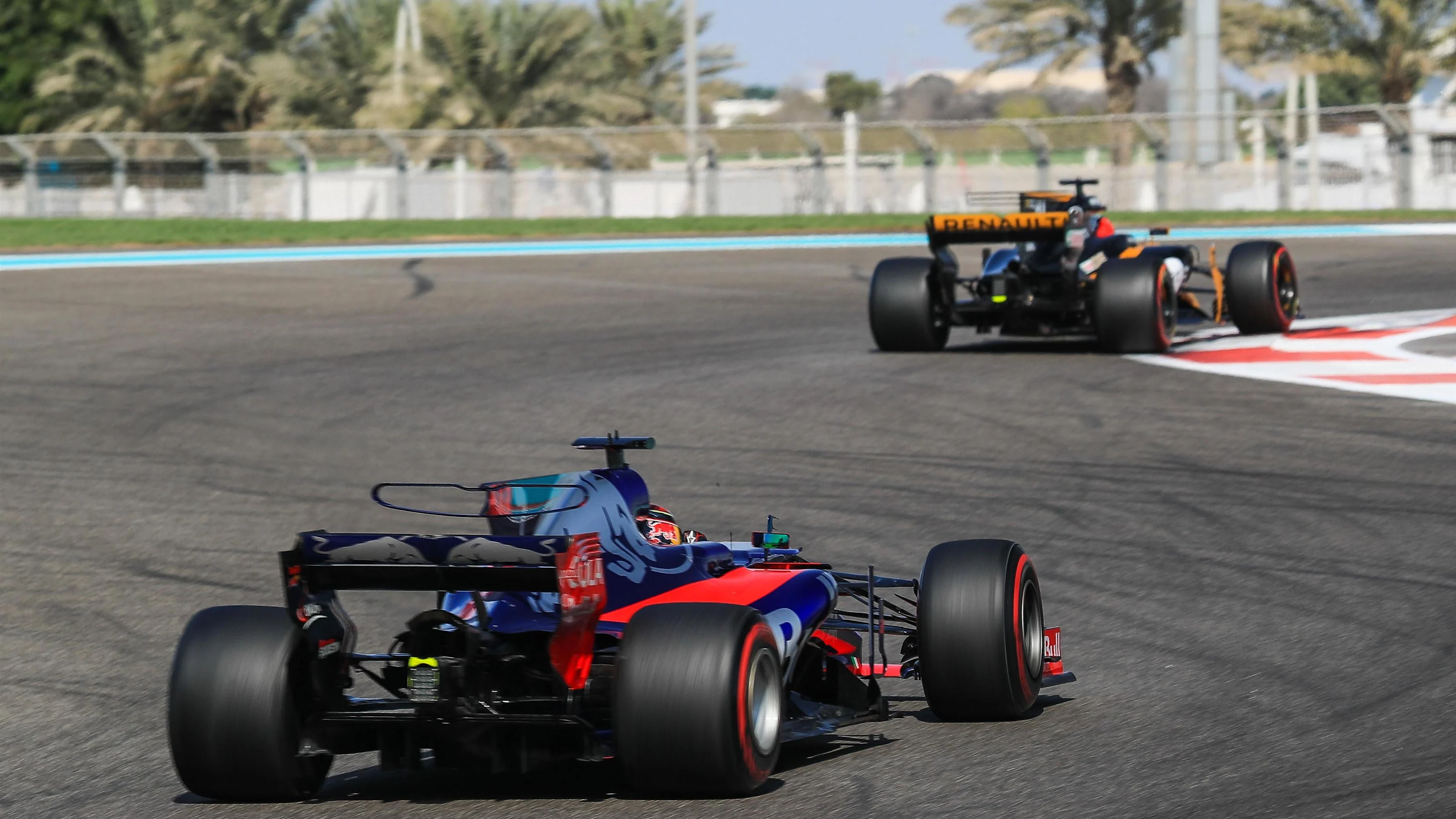 Brendon Hartley (NZL) Scuderia Toro Rosso STR12 at Formula One World Championship, Rd20, Abu Dhabi