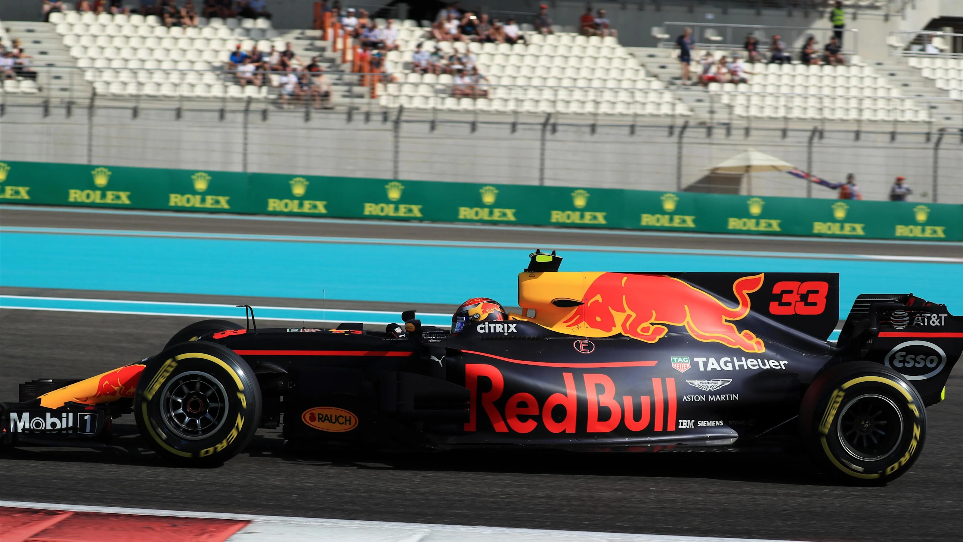 Max Verstappen (NED) Red Bull Racing RB13 at Formula One World Championship, Rd20, Abu Dhabi Grand