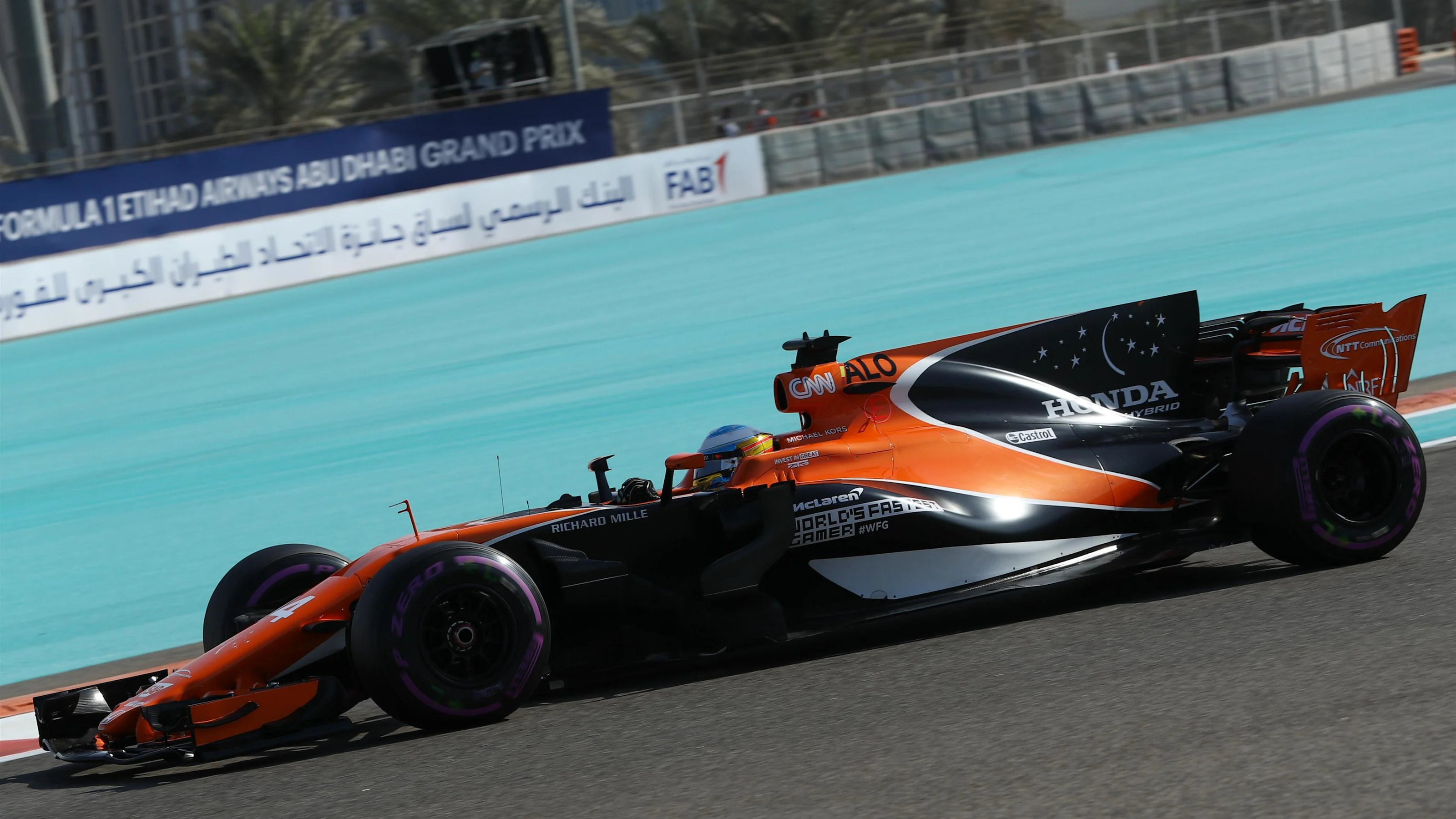 Fernando Alonso (ESP) McLaren MCL32 at Formula One World Championship, Rd20, Abu Dhabi Grand Prix,