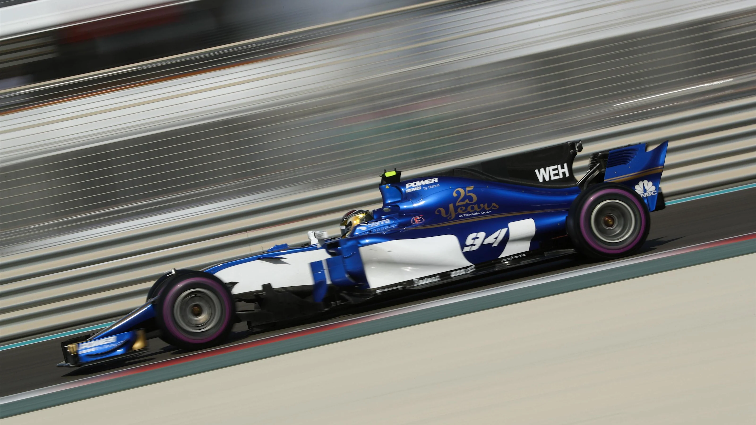 Pascal Wehrlein (GER) Sauber C36 at Formula One World Championship, Rd20, Abu Dhabi Grand Prix,