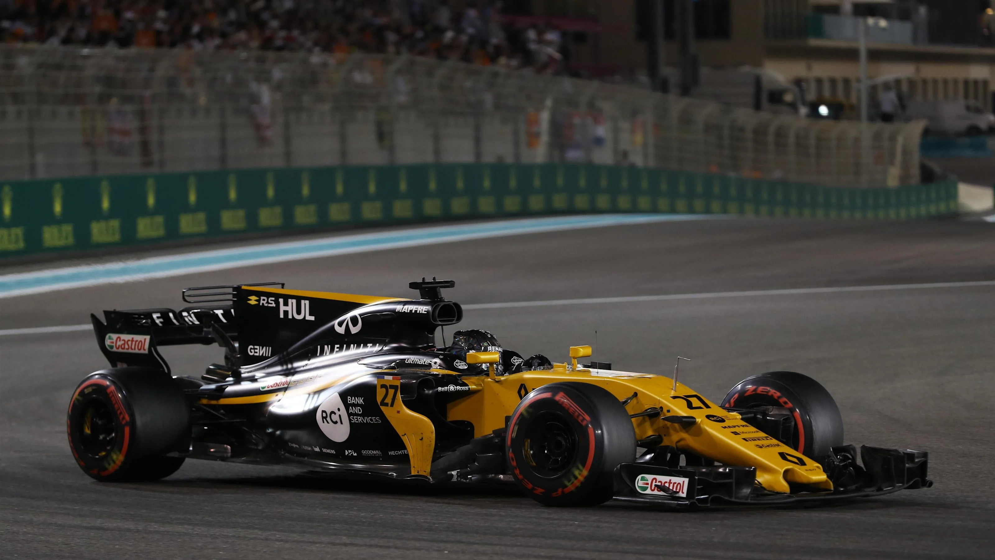 Nico Hulkenberg (GER) Renault Sport F1 Team RS17 at Formula One World Championship, Rd20, Abu Dhabi